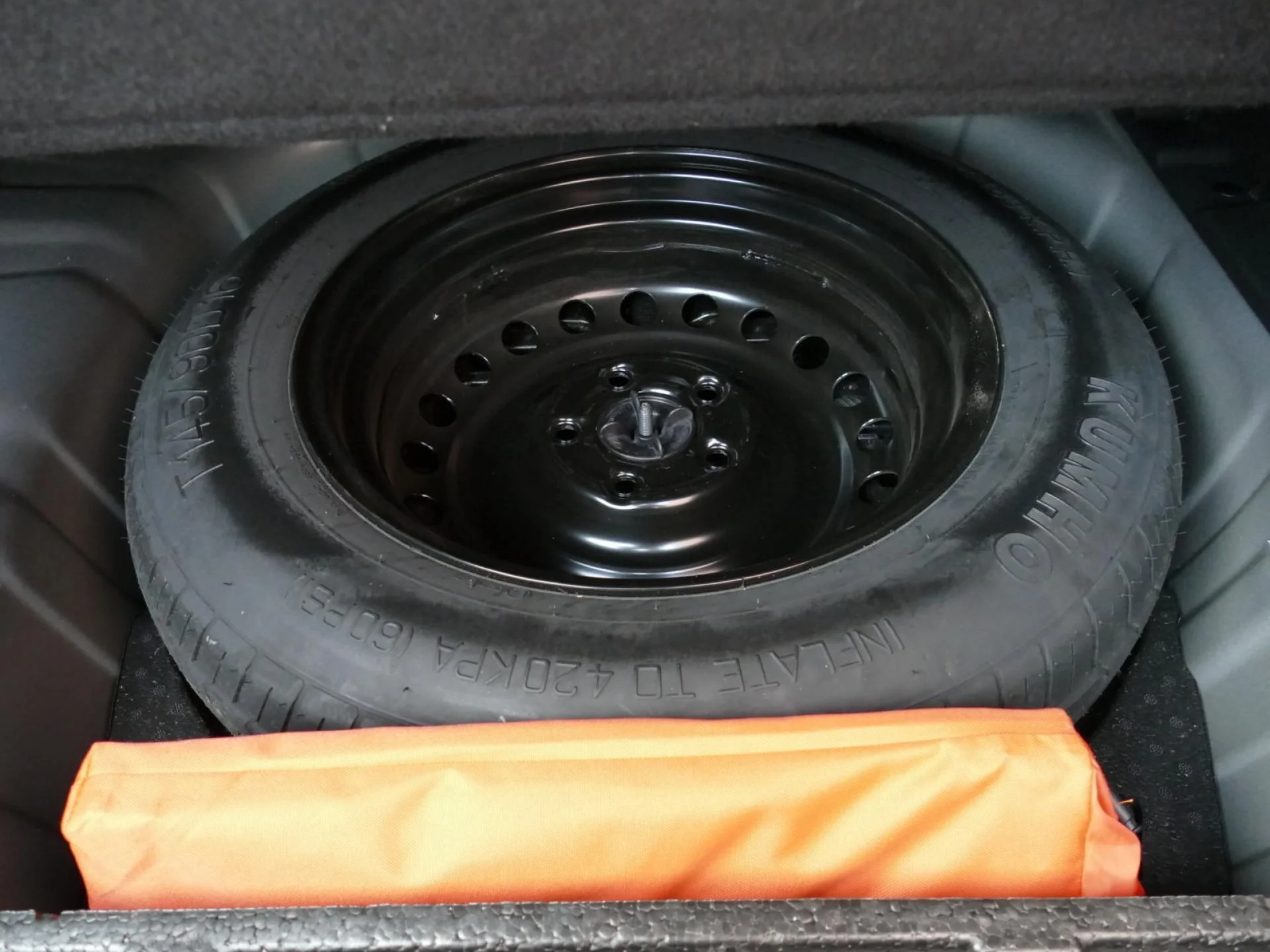 RENAULT ARKANA - Miniature 28 sur 33 - Cliquer pour voir cette photo