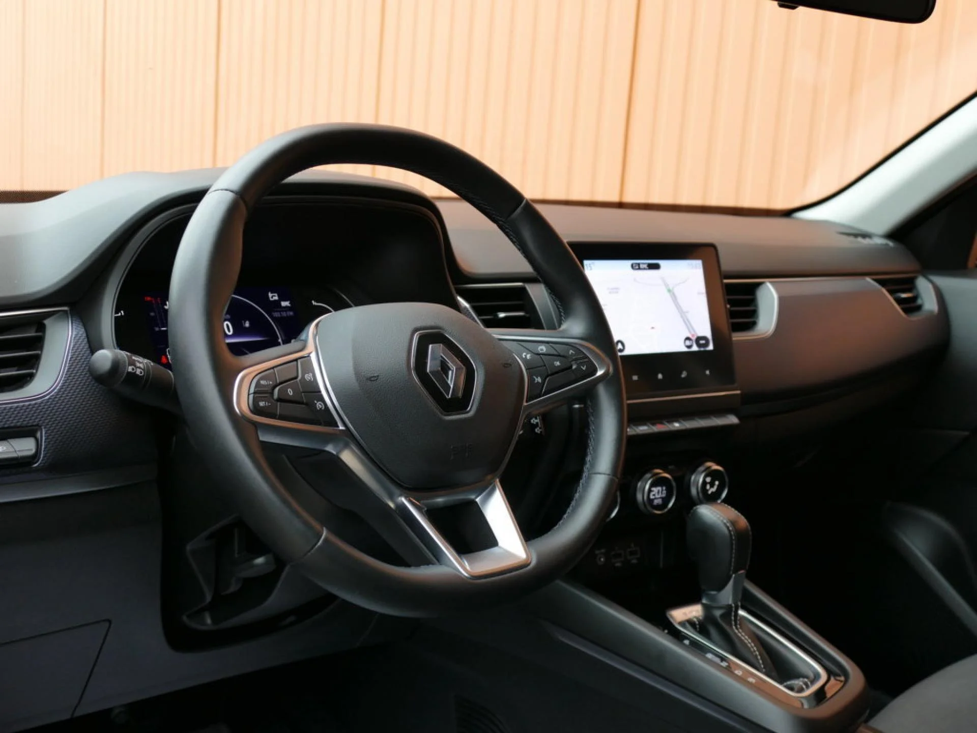 RENAULT ARKANA - Miniature 13 sur 24 - Cliquer pour voir cette photo