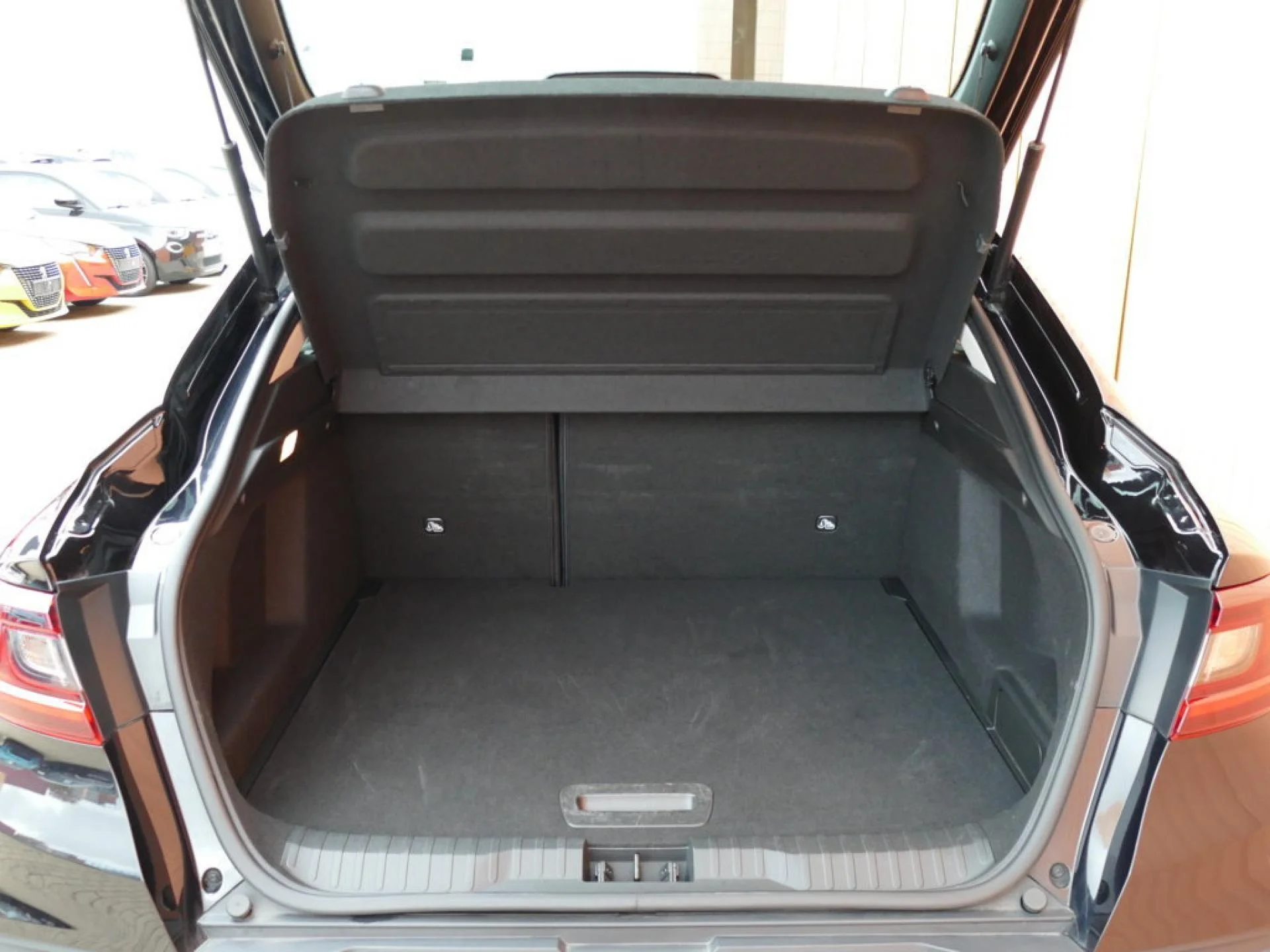 RENAULT ARKANA - Miniature 8 sur 25 - Cliquer pour voir cette photo
