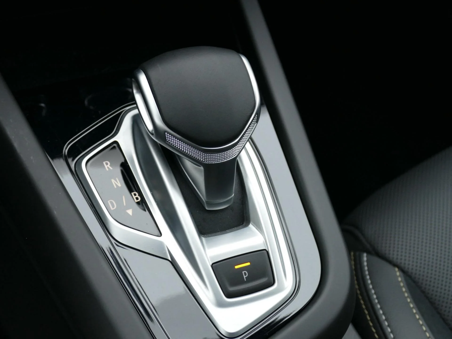 RENAULT ARKANA - Miniature 21 sur 29 - Cliquer pour voir cette photo