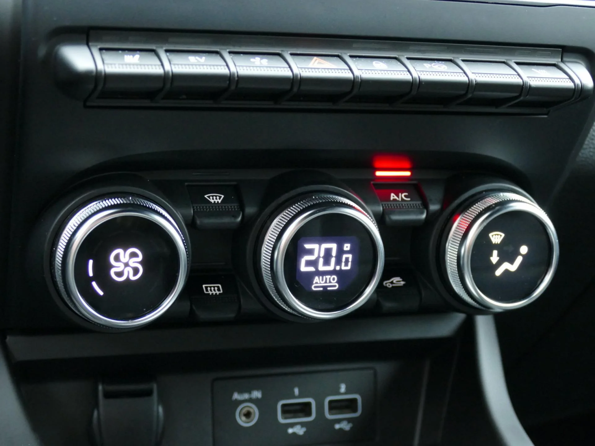 RENAULT ARKANA - Miniature 16 sur 29 - Cliquer pour voir cette photo