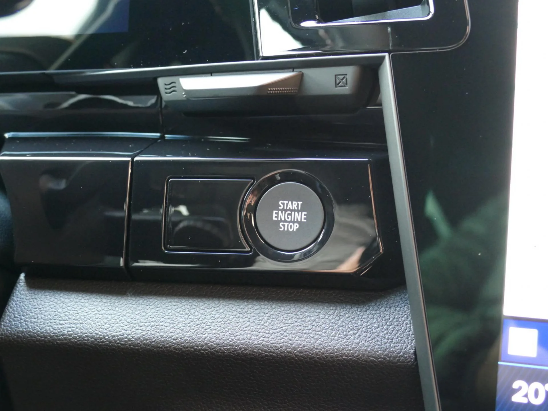 RENAULT AUSTRAL - Miniature 19 sur 30 - Cliquer pour voir cette photo