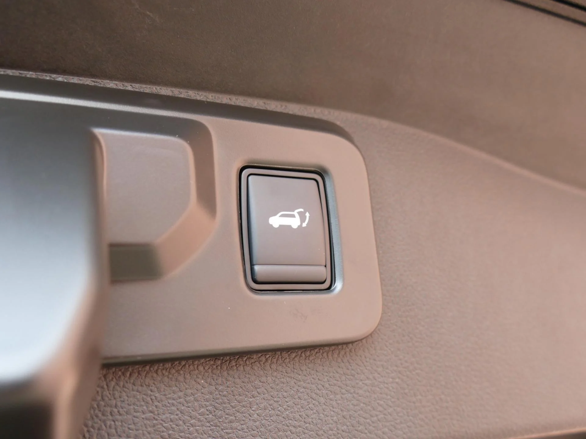 RENAULT AUSTRAL - Miniature 18 sur 30 - Cliquer pour voir cette photo