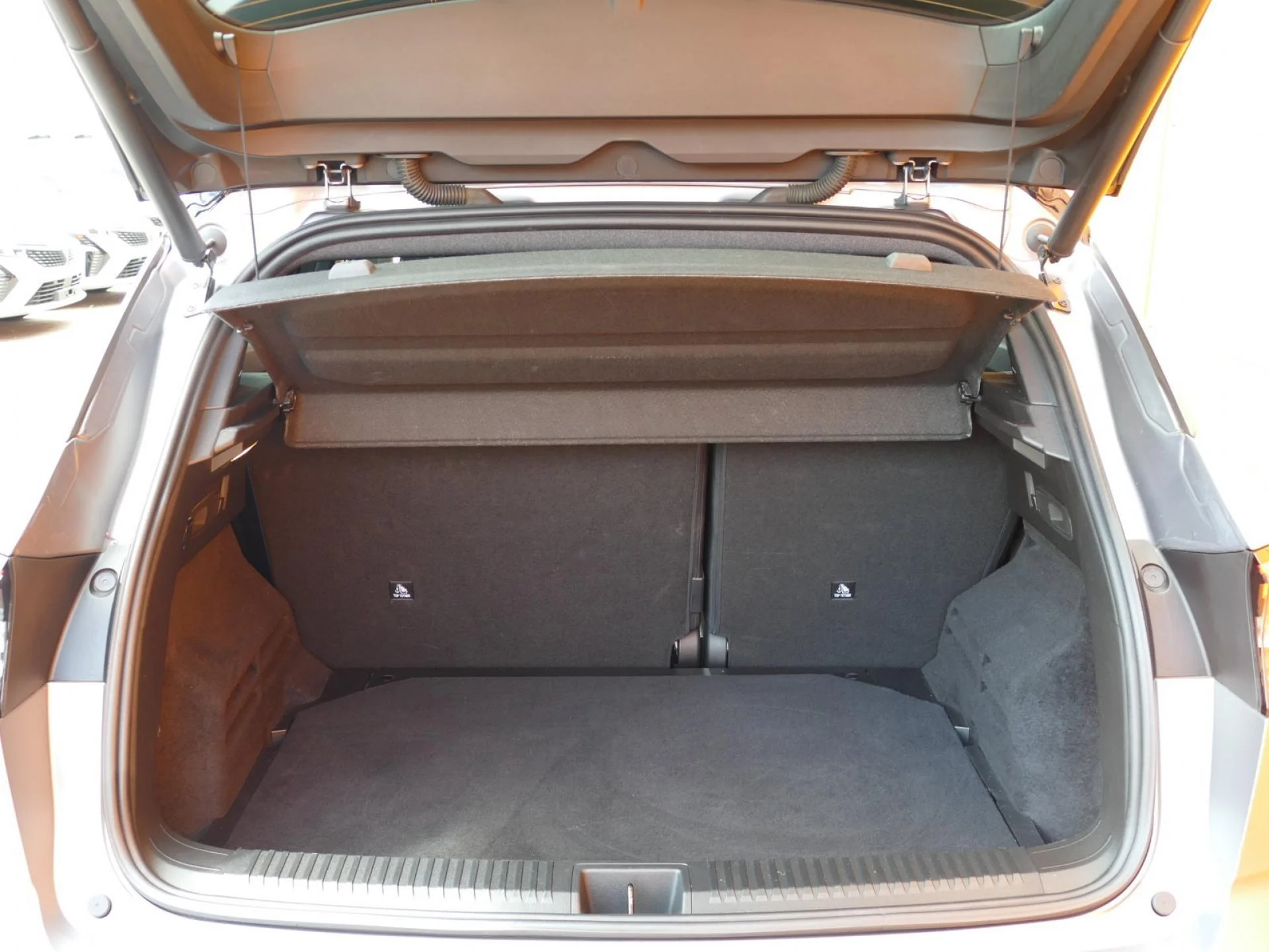 RENAULT AUSTRAL - Miniature 8 sur 32 - Cliquer pour voir cette photo