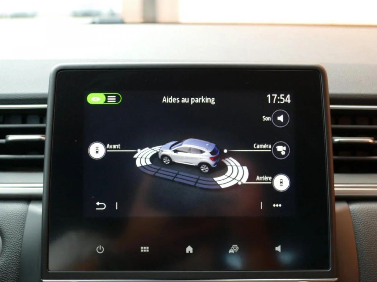 RENAULT CAPTUR - Miniature 8 sur 21 - Cliquer pour voir cette photo