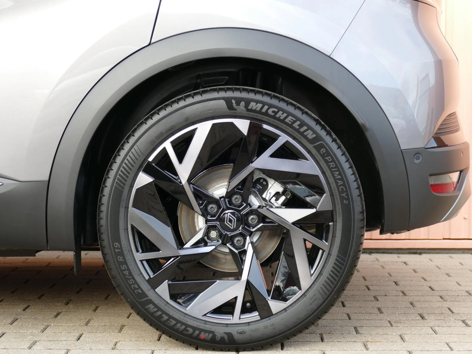 RENAULT CAPTUR - Miniature 28 sur 28 - Cliquer pour voir cette photo