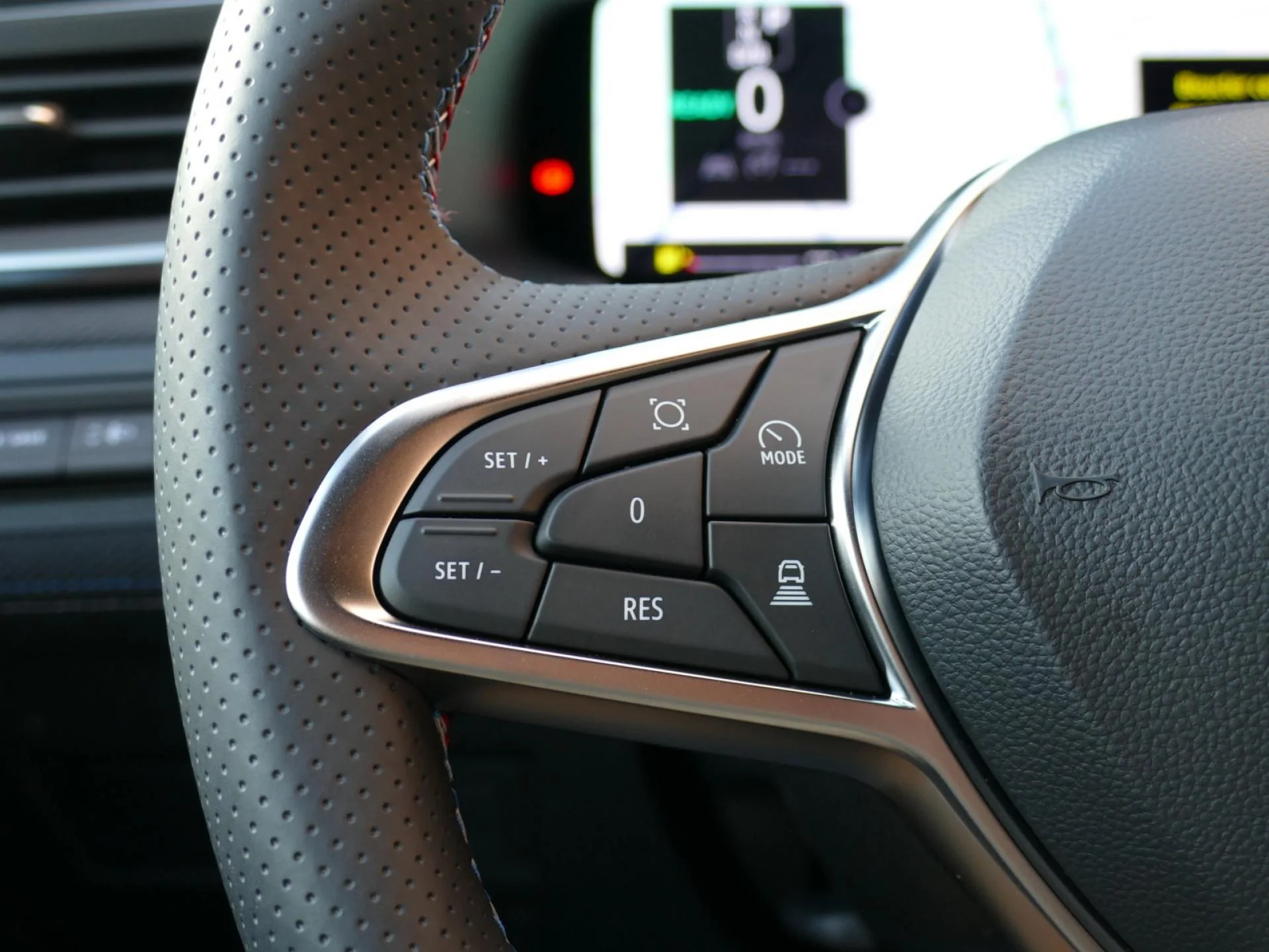 RENAULT CAPTUR - Miniature 13 sur 21 - Cliquer pour voir cette photo