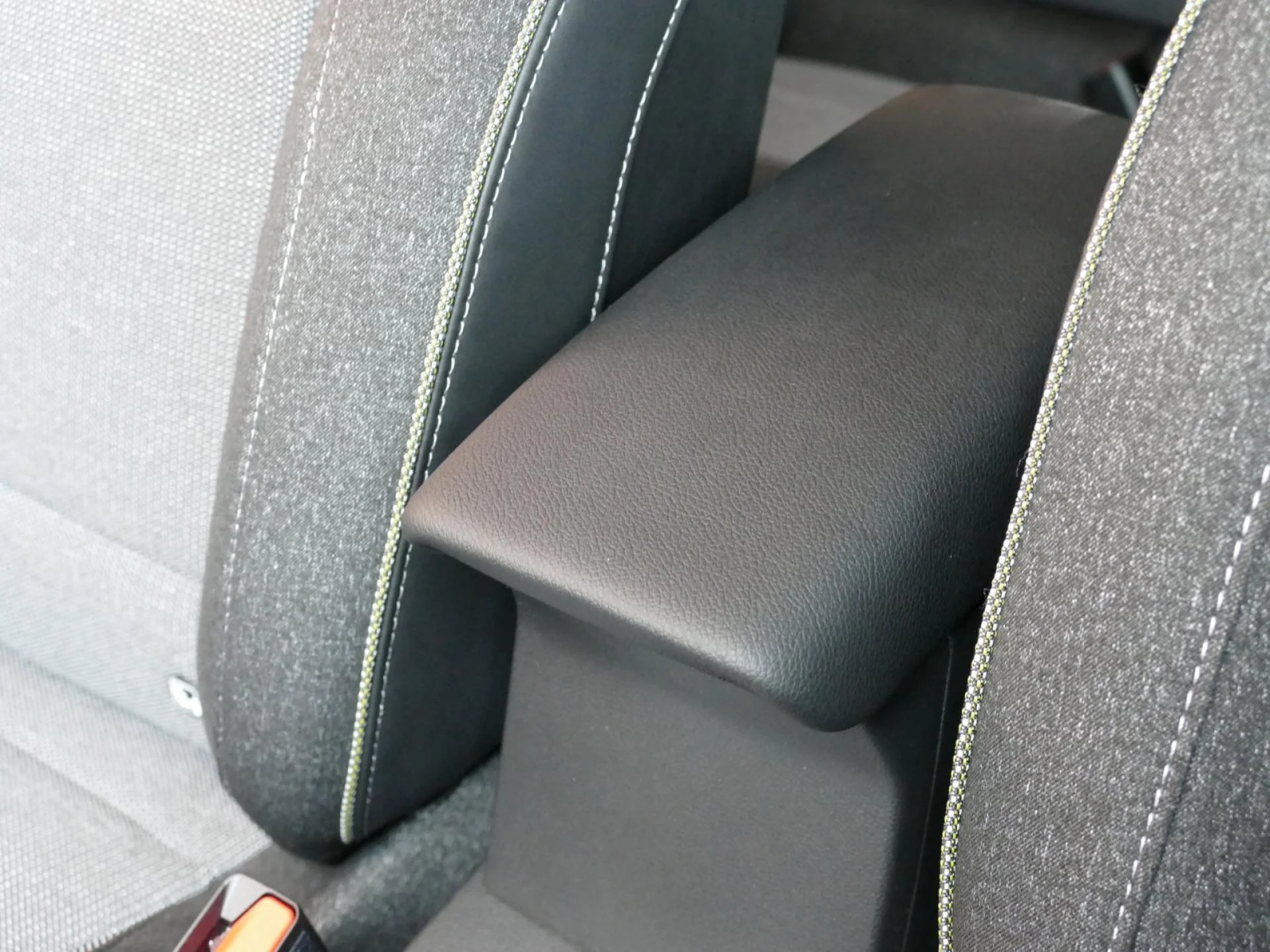 RENAULT CAPTUR - Miniature 26 sur 26 - Cliquer pour voir cette photo