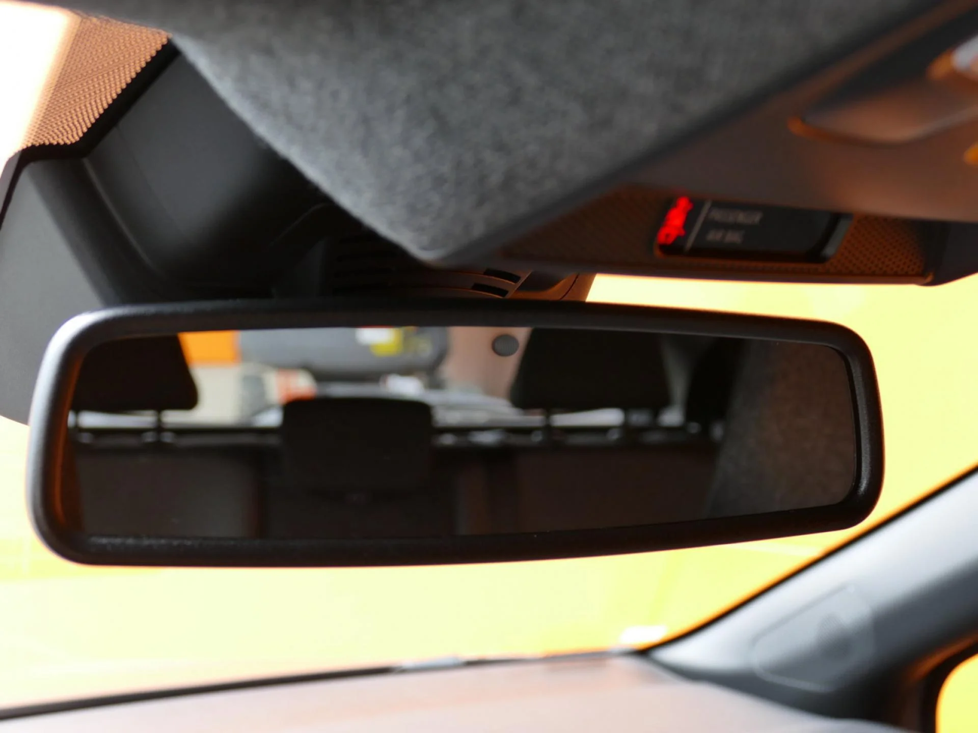 RENAULT CAPTUR - Miniature 24 sur 32 - Cliquer pour voir cette photo
