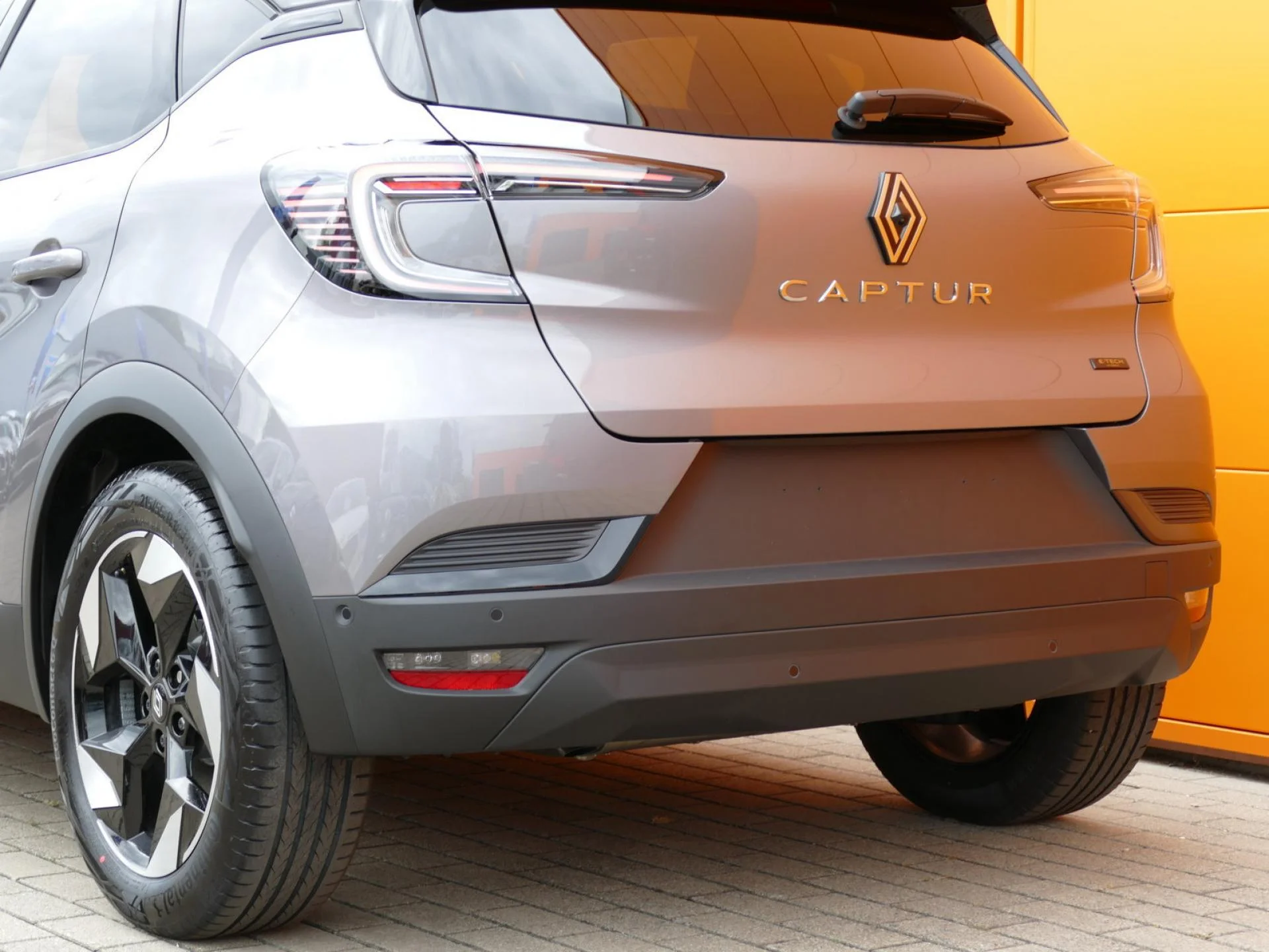RENAULT CAPTUR - Miniature 30 sur 32 - Cliquer pour voir cette photo