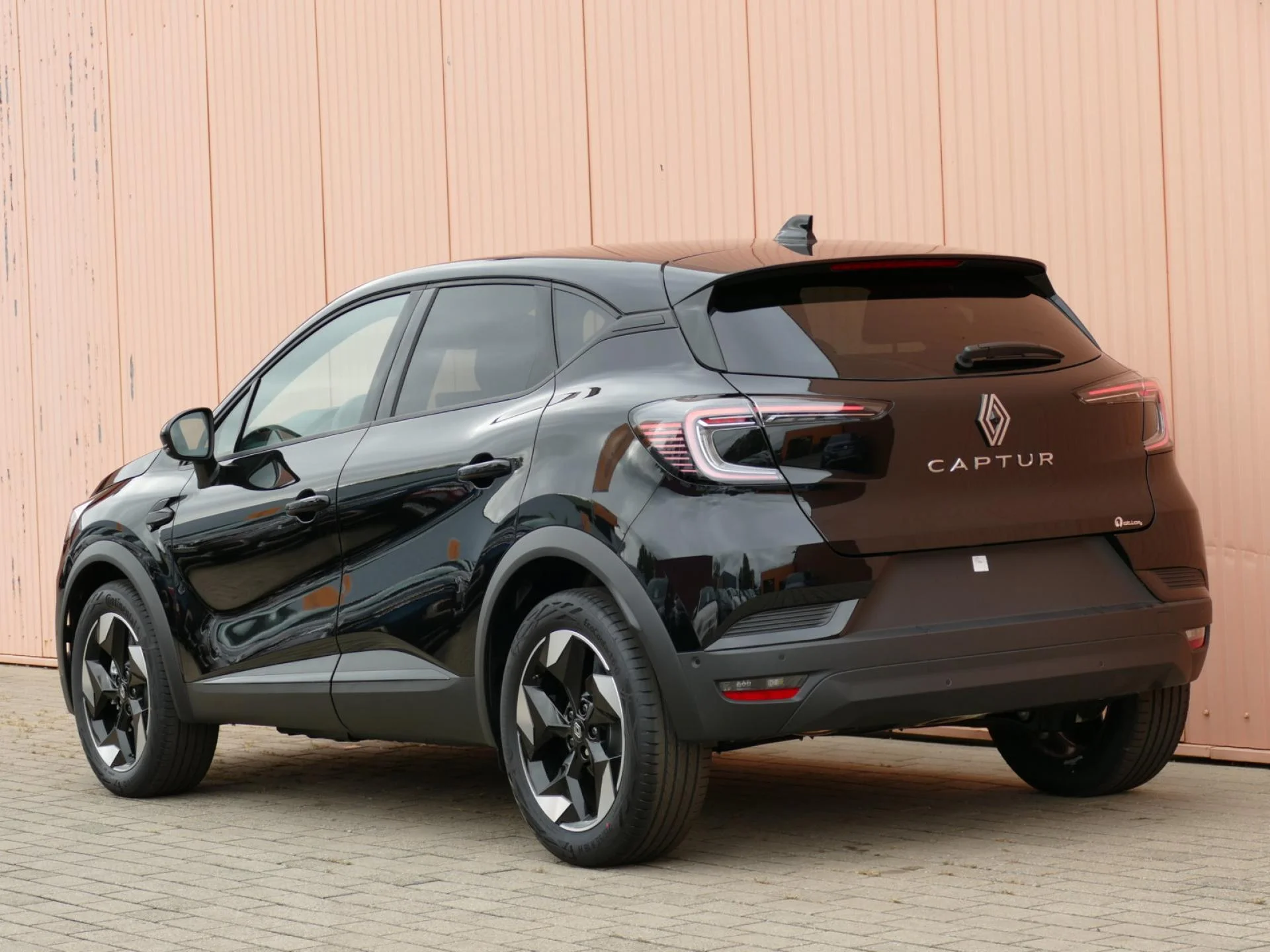 RENAULT CAPTUR - Miniature 4 sur 32 - Cliquer pour voir cette photo