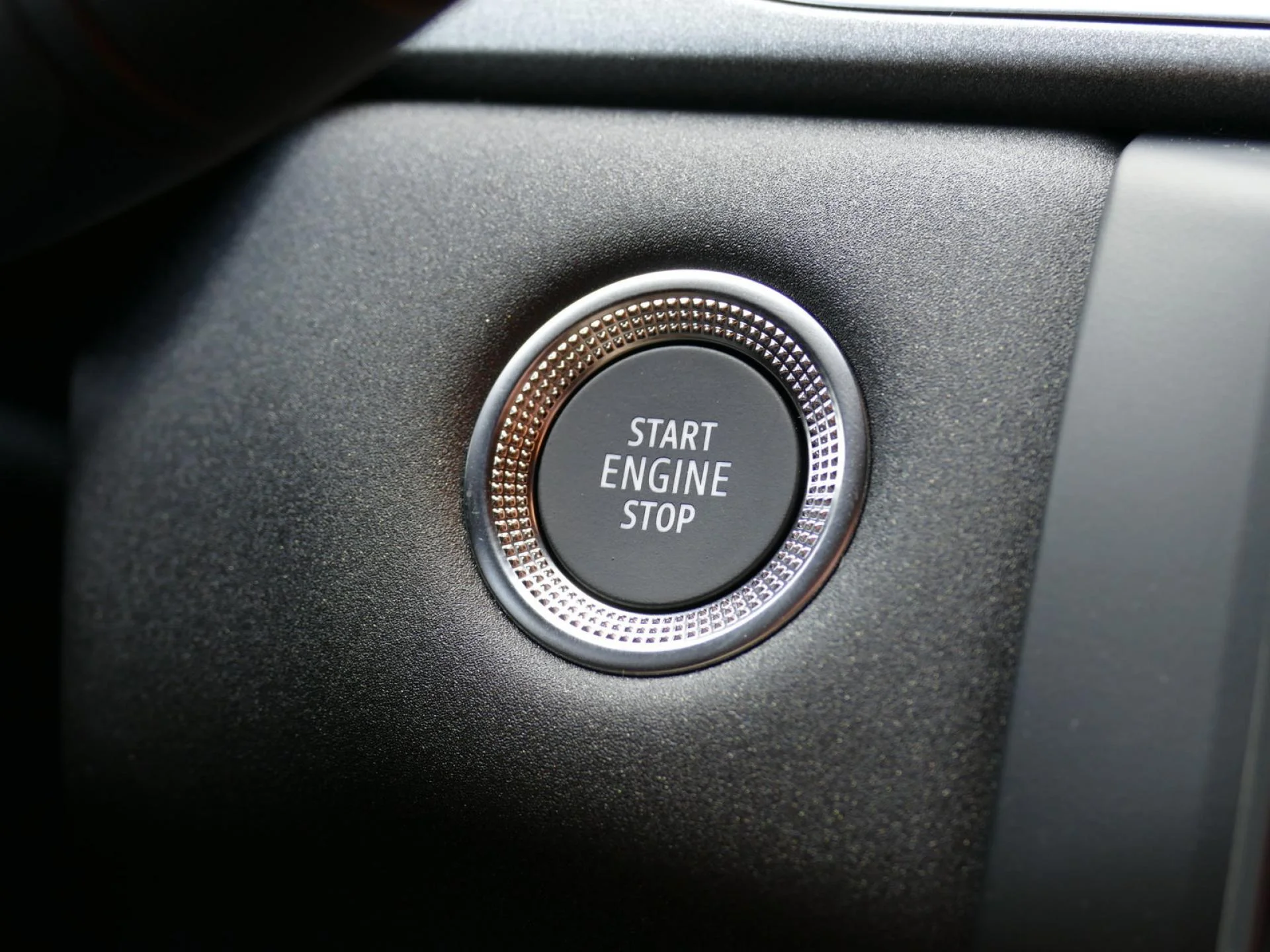 RENAULT CAPTUR - Miniature 21 sur 32 - Cliquer pour voir cette photo