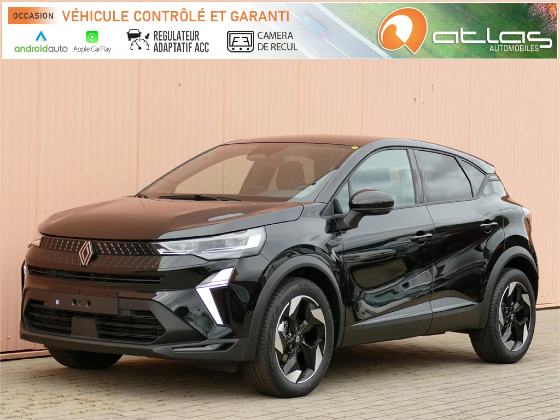 RENAULT CAPTUR - Miniature 2 sur 32 - Cliquer pour voir cette photo