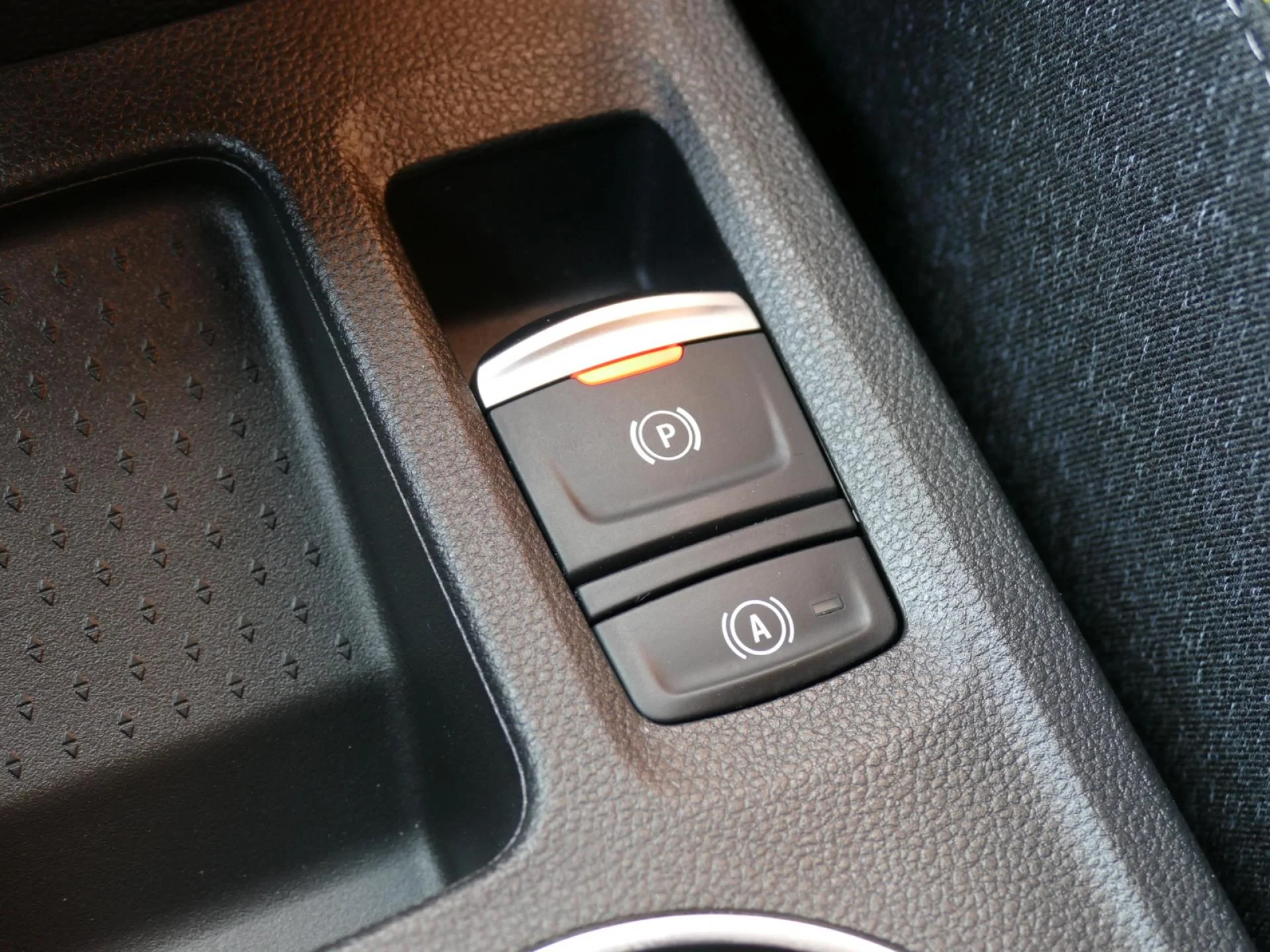RENAULT CAPTUR - Miniature 19 sur 32 - Cliquer pour voir cette photo