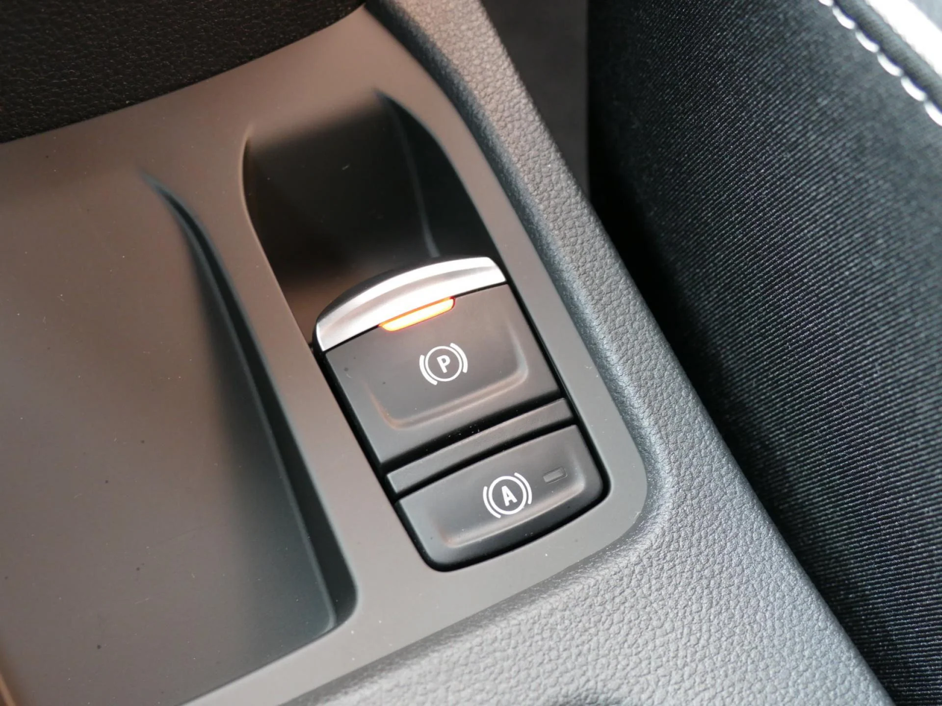 RENAULT CLIO - Miniature 20 sur 30 - Cliquer pour voir cette photo