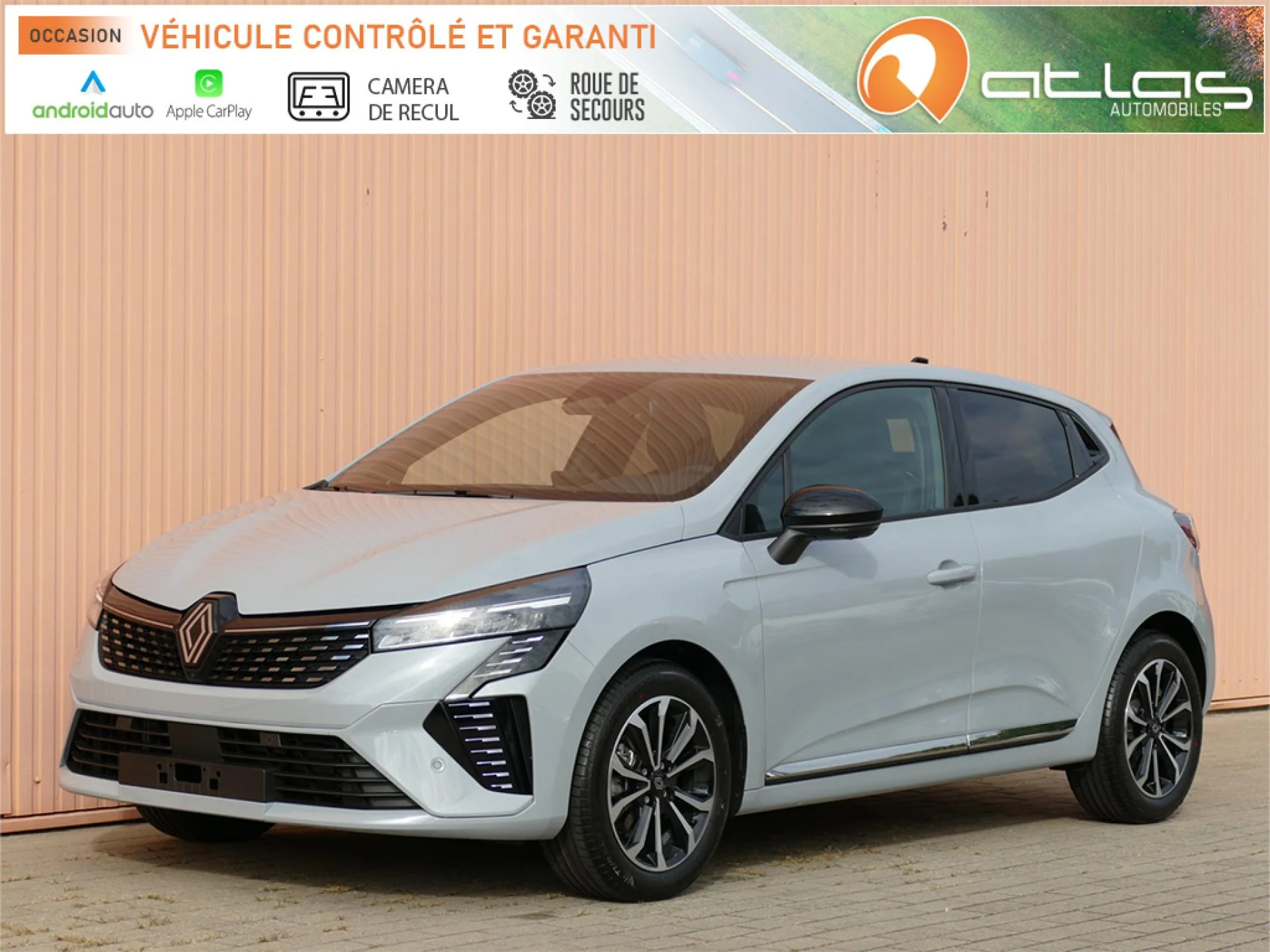 RENAULT CLIO - Miniature 2 sur 30 - Cliquer pour voir cette photo