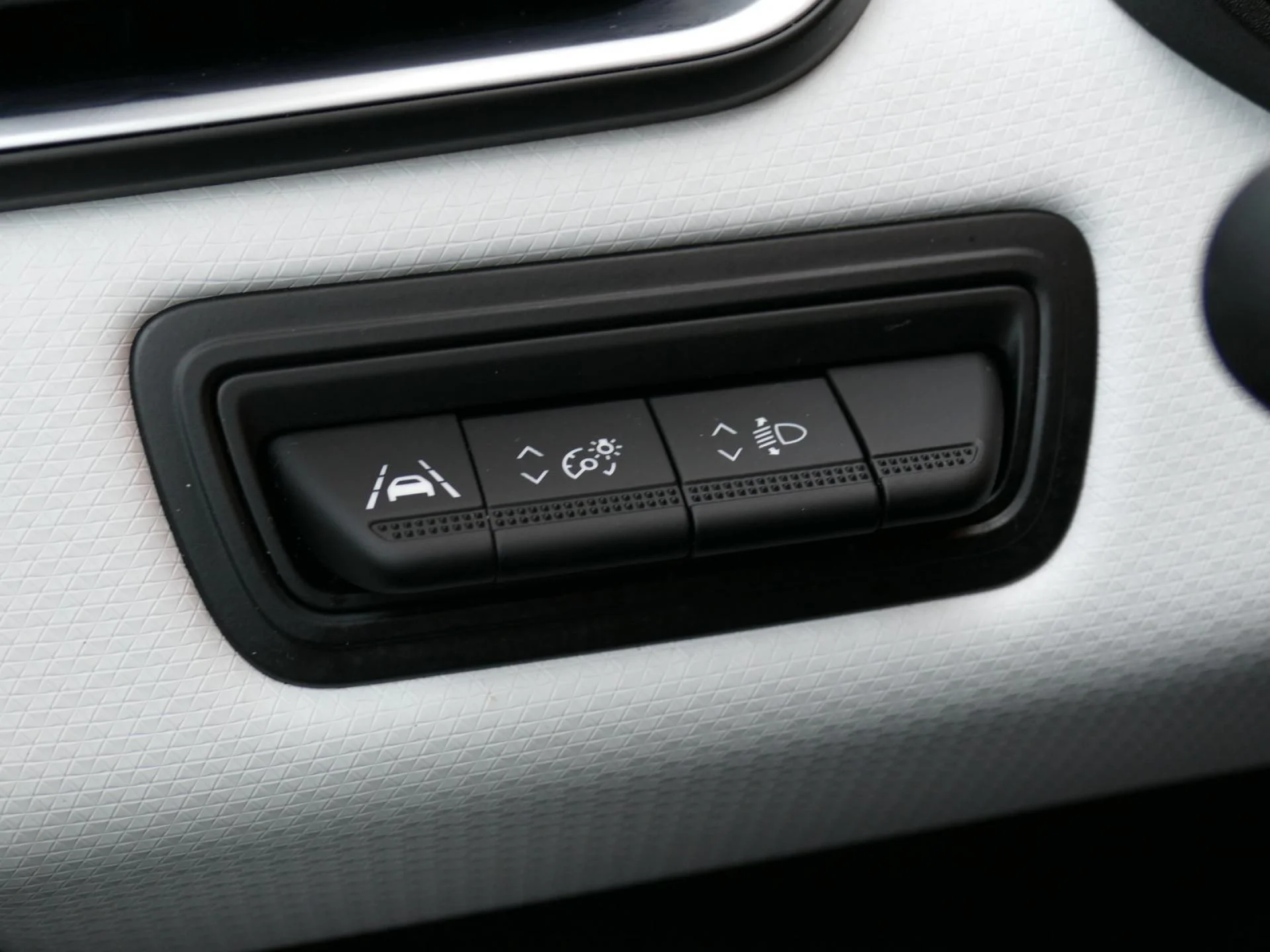 RENAULT CLIO - Miniature 19 sur 31 - Cliquer pour voir cette photo
