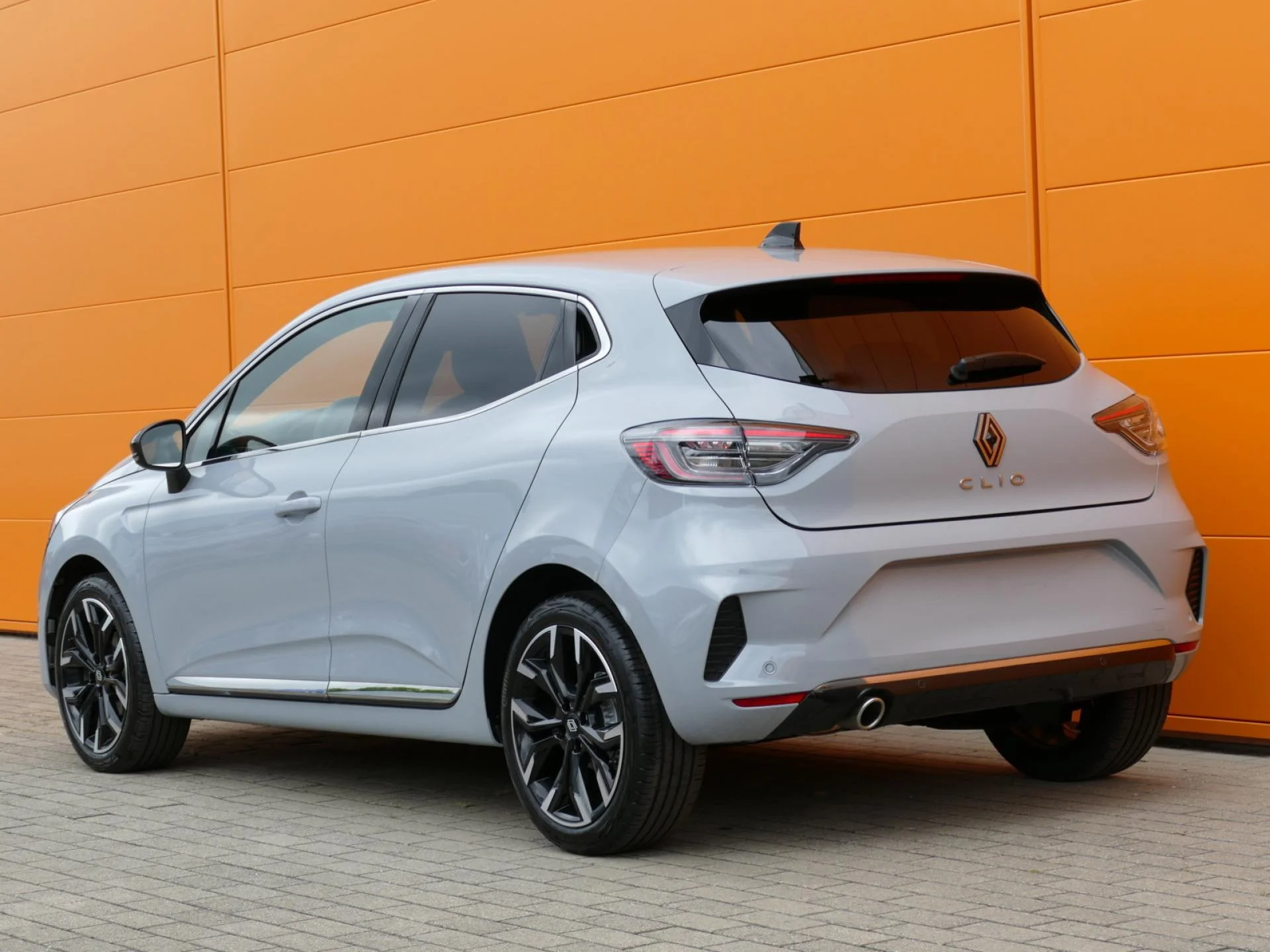 RENAULT CLIO - Miniature 3 sur 34 - Cliquer pour voir cette photo