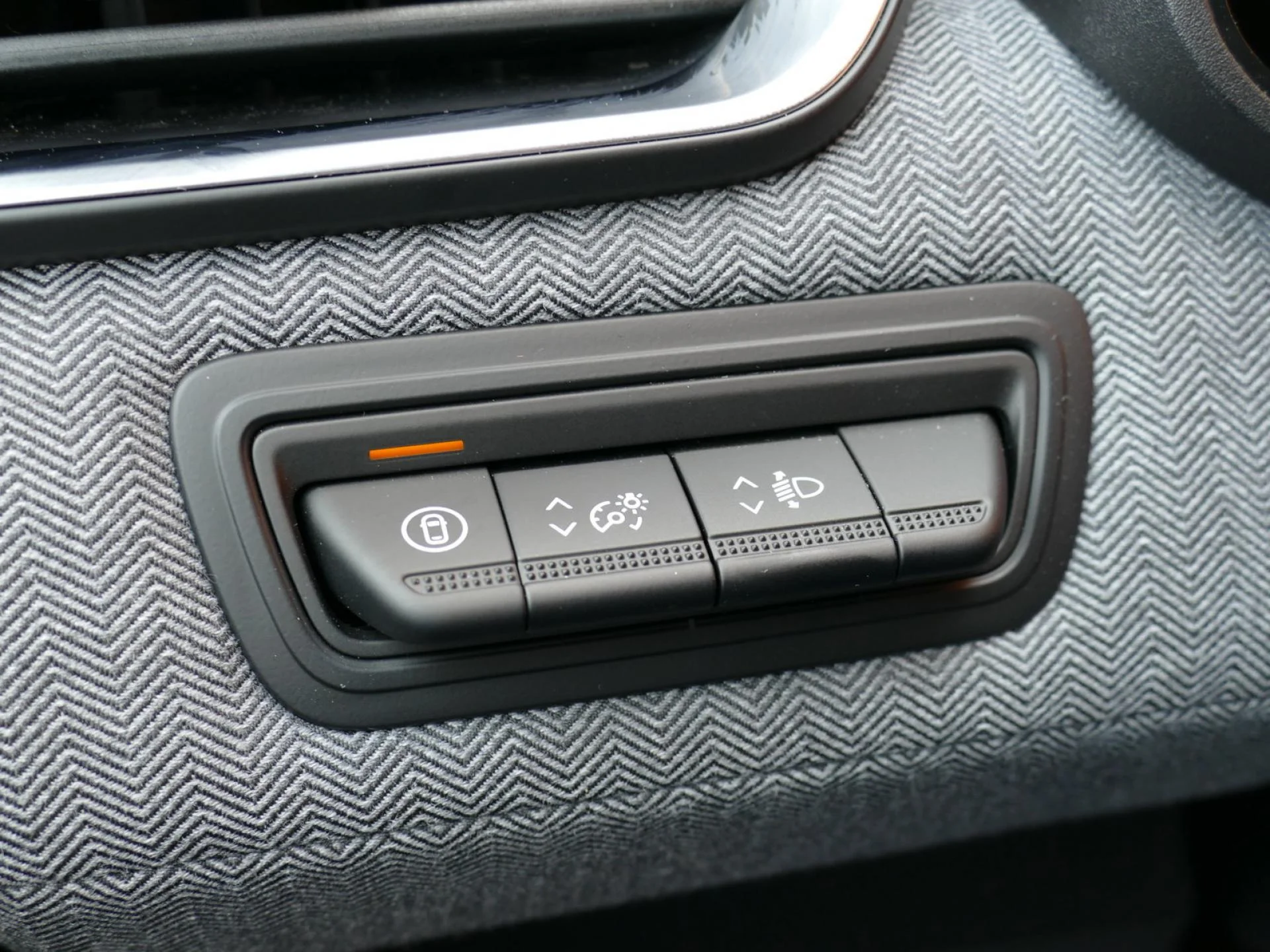RENAULT CLIO - Miniature 19 sur 34 - Cliquer pour voir cette photo