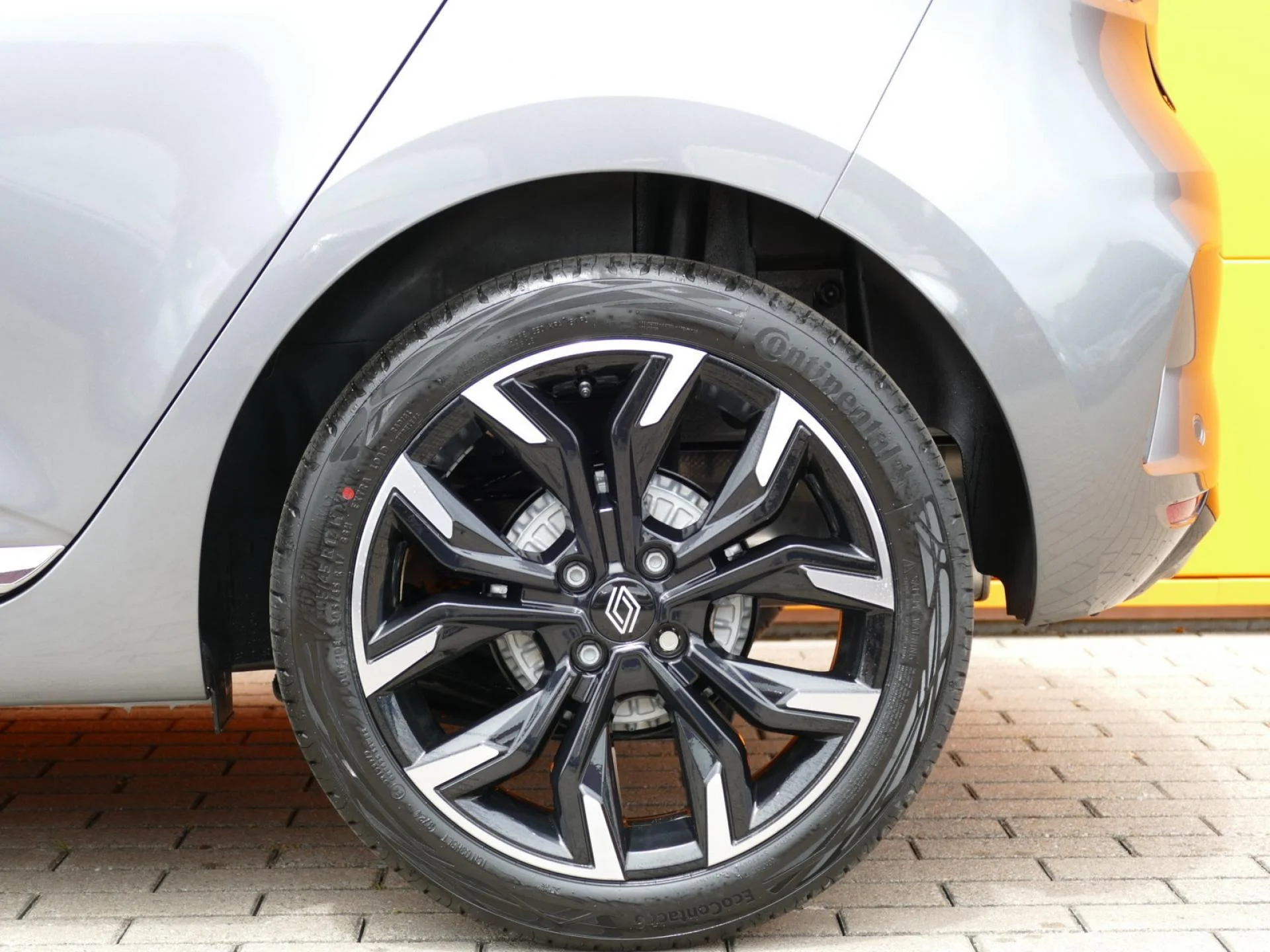 RENAULT CLIO - Miniature 32 sur 32 - Cliquer pour voir cette photo