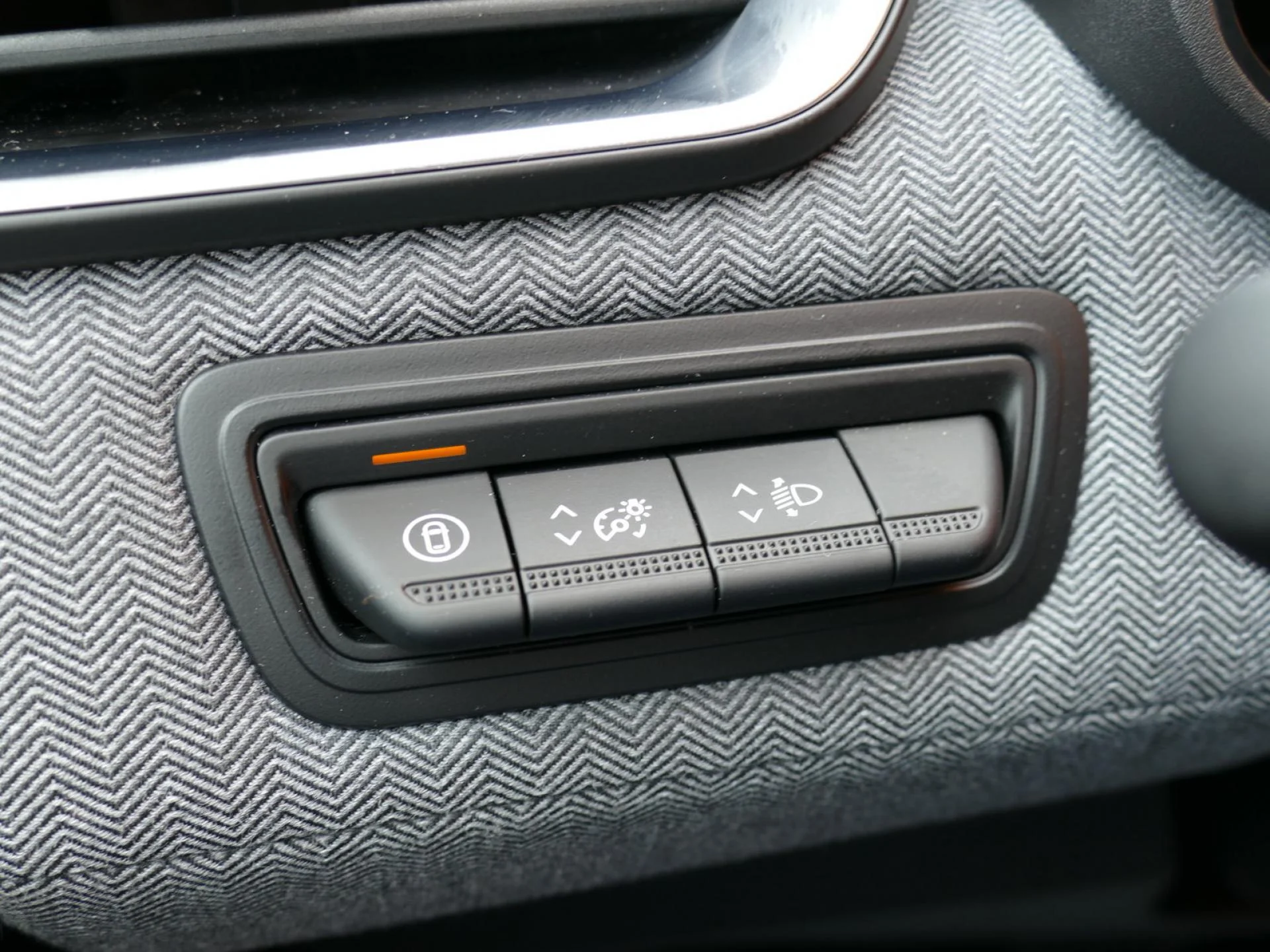 RENAULT CLIO - Miniature 19 sur 32 - Cliquer pour voir cette photo