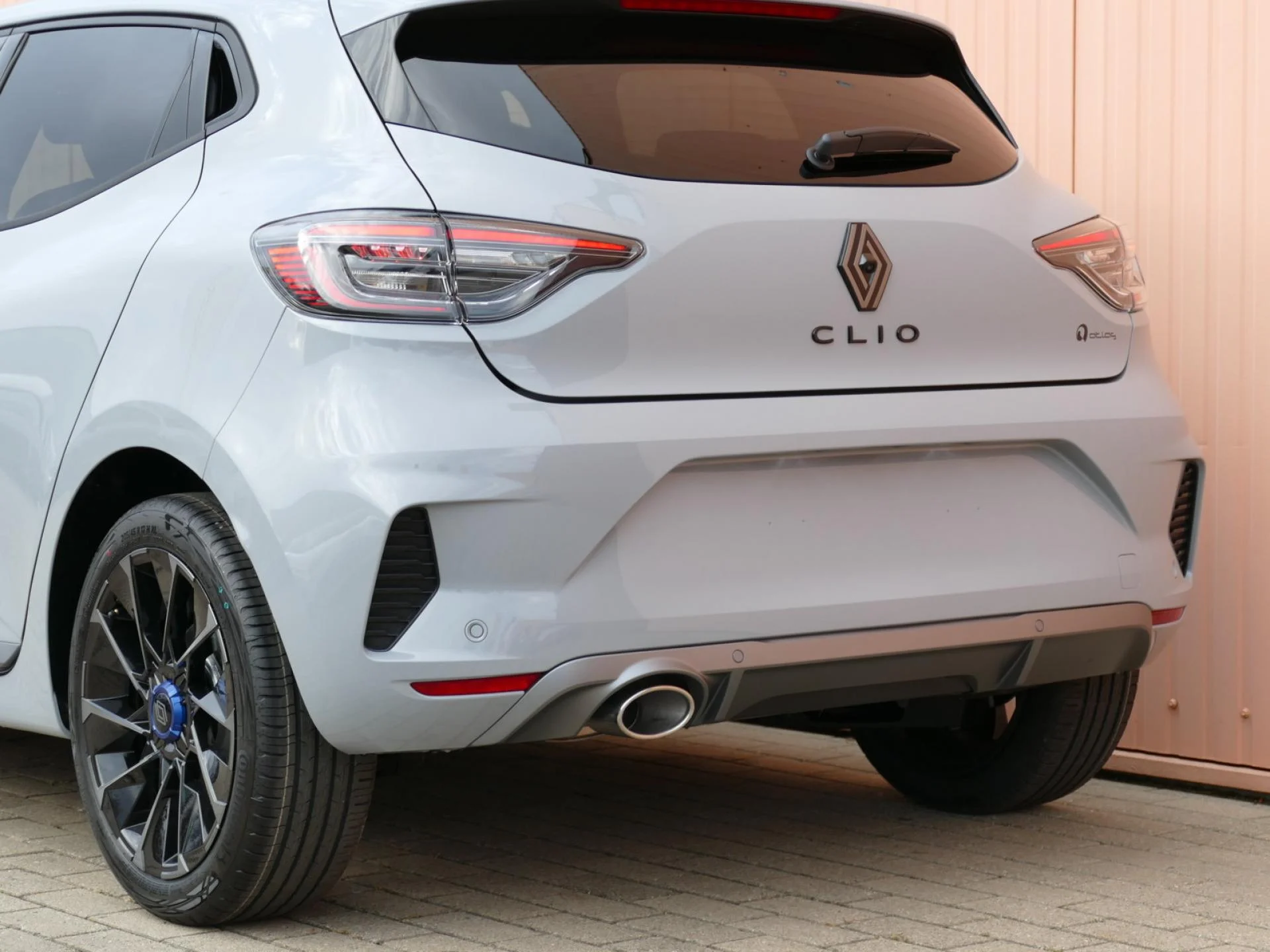 RENAULT CLIO - Miniature 34 sur 36 - Cliquer pour voir cette photo