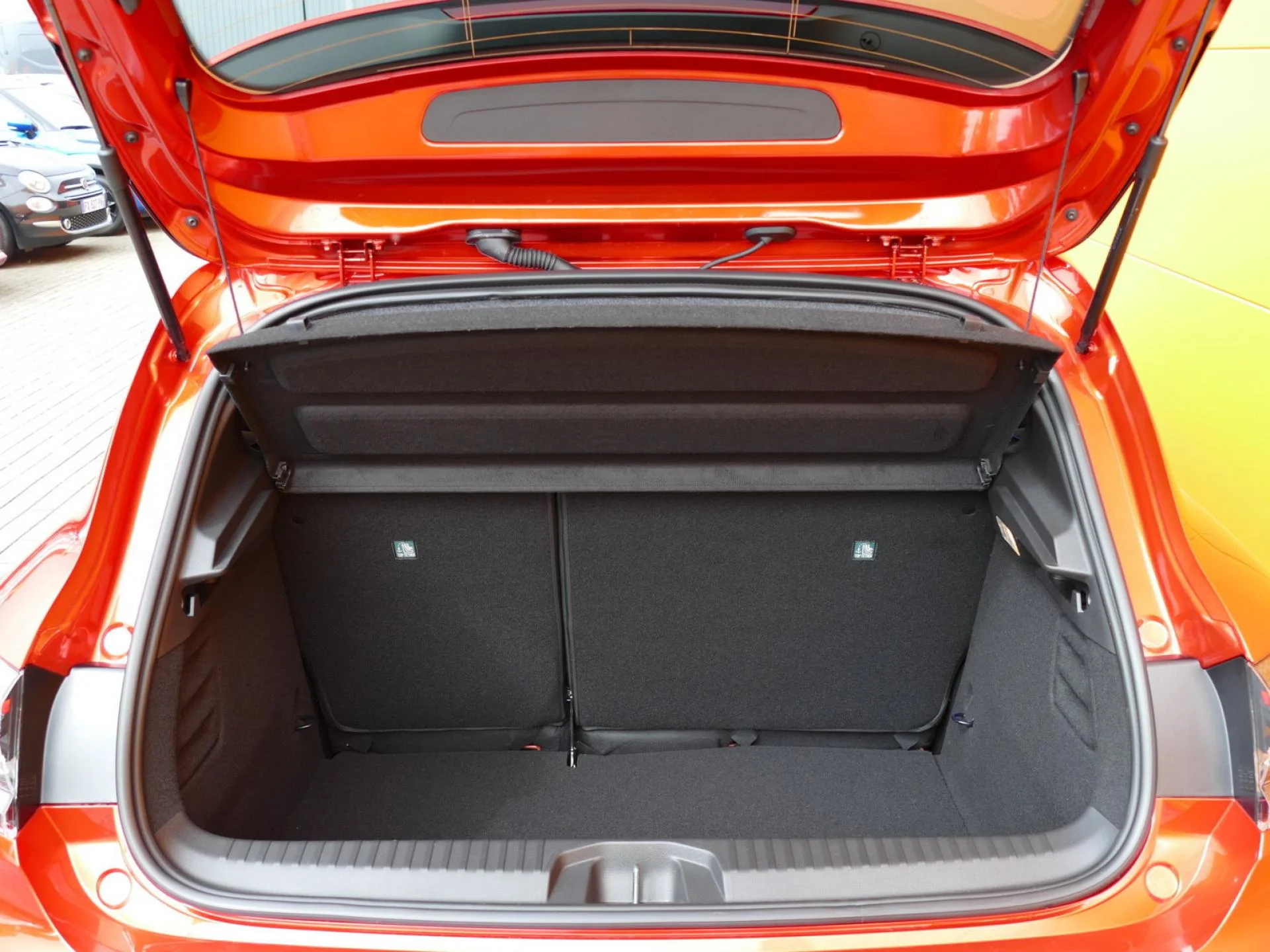 RENAULT CLIO - Miniature 8 sur 34 - Cliquer pour voir cette photo