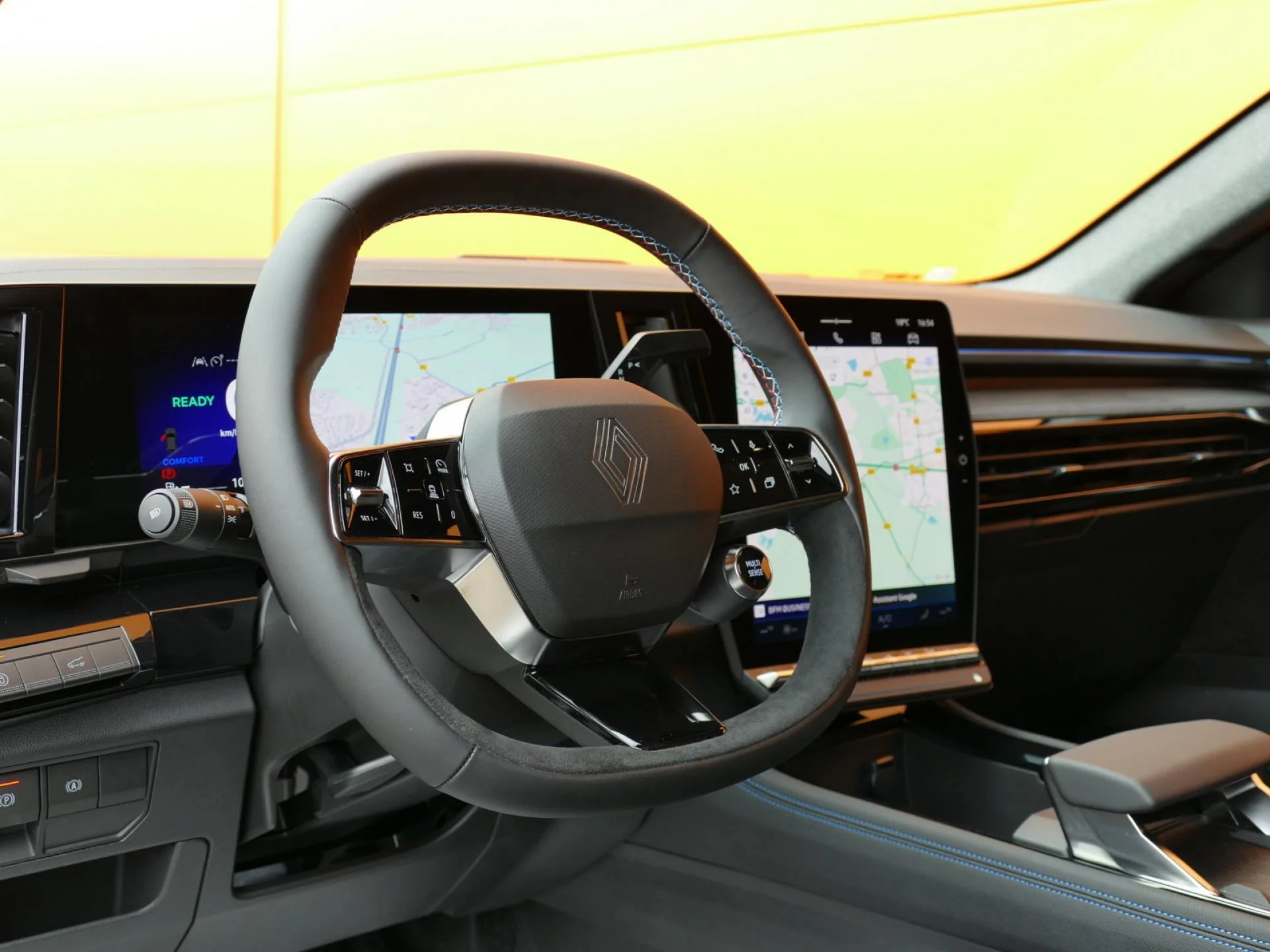 RENAULT ESPACE - Miniature 15 sur 34 - Cliquer pour voir cette photo