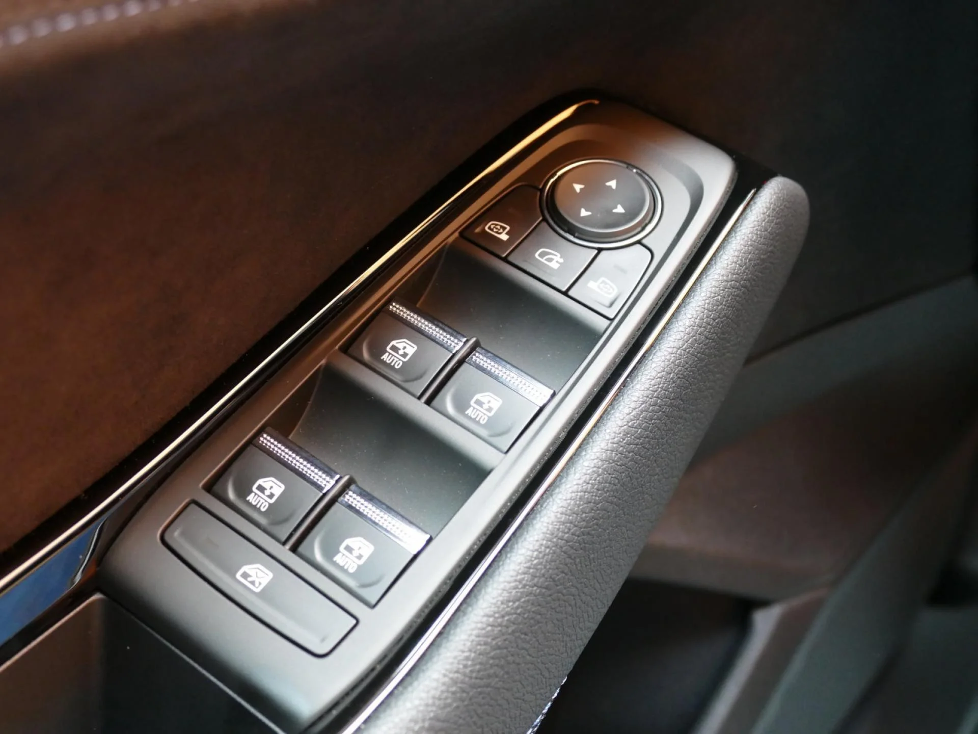 RENAULT ESPACE - Miniature 22 sur 34 - Cliquer pour voir cette photo
