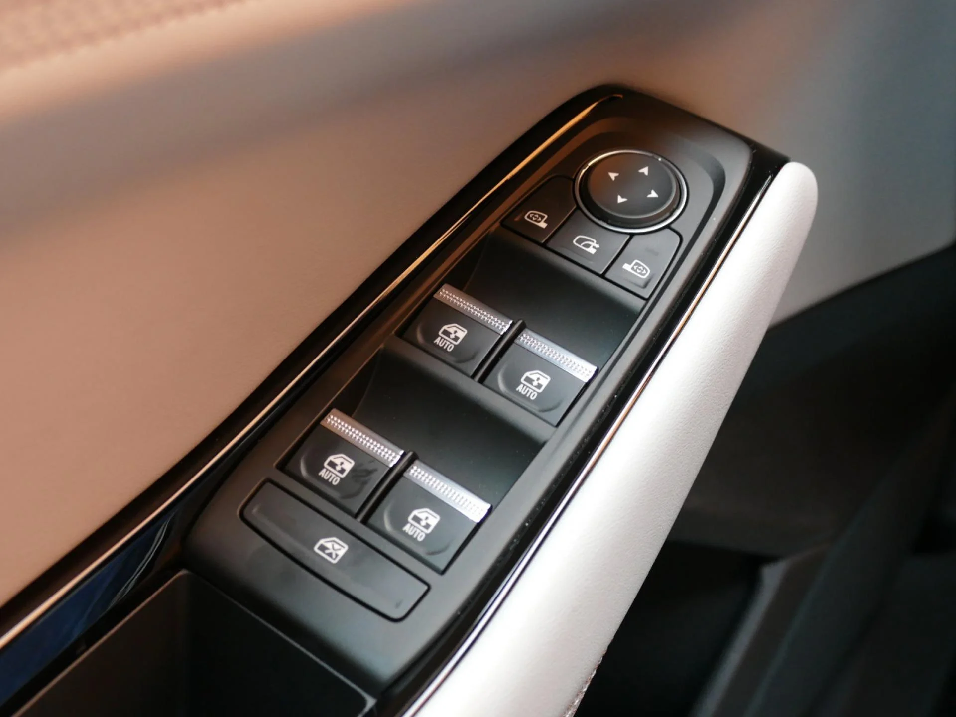 RENAULT ESPACE - Miniature 24 sur 34 - Cliquer pour voir cette photo