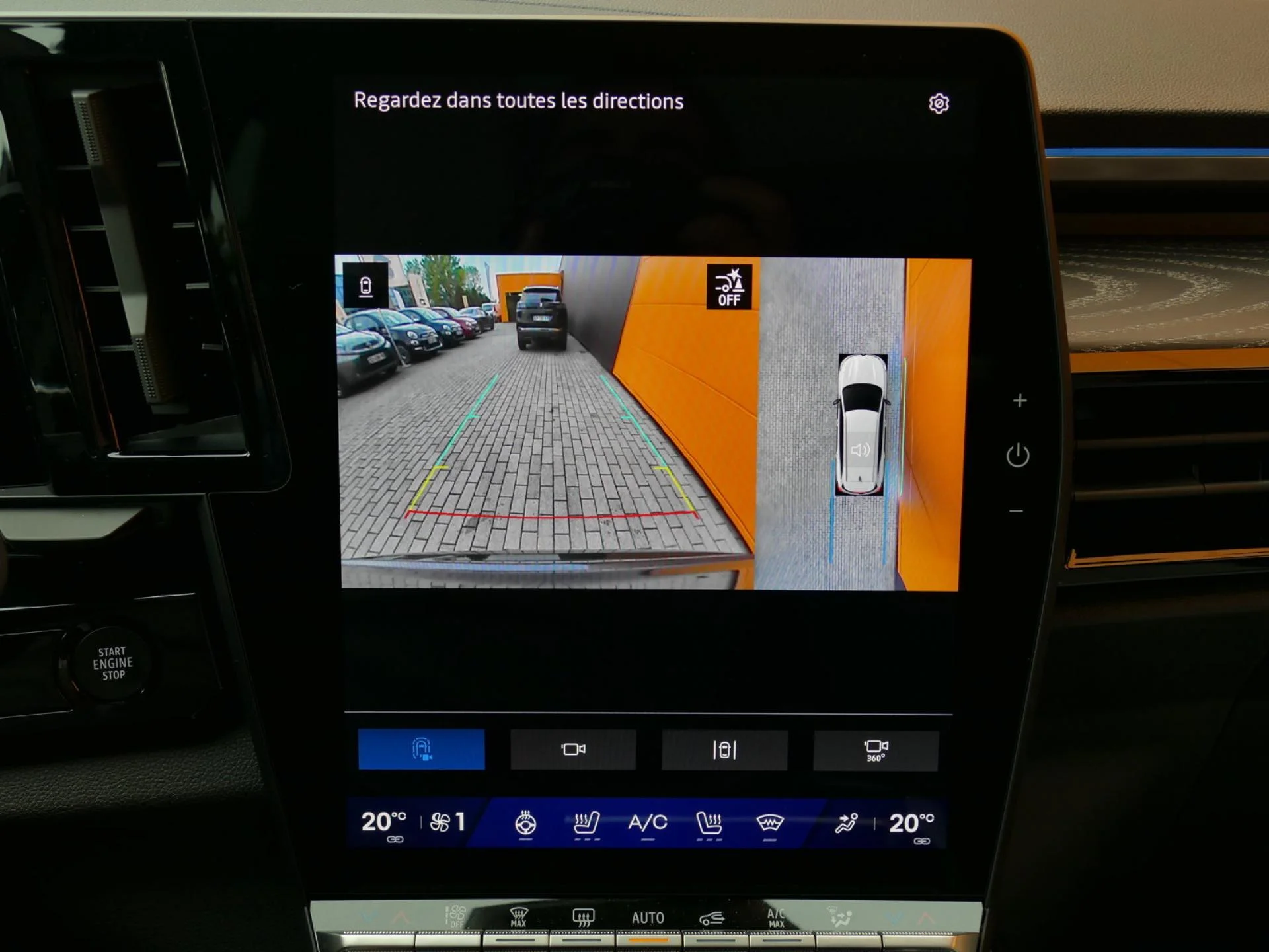 RENAULT ESPACE - Miniature 14 sur 34 - Cliquer pour voir cette photo