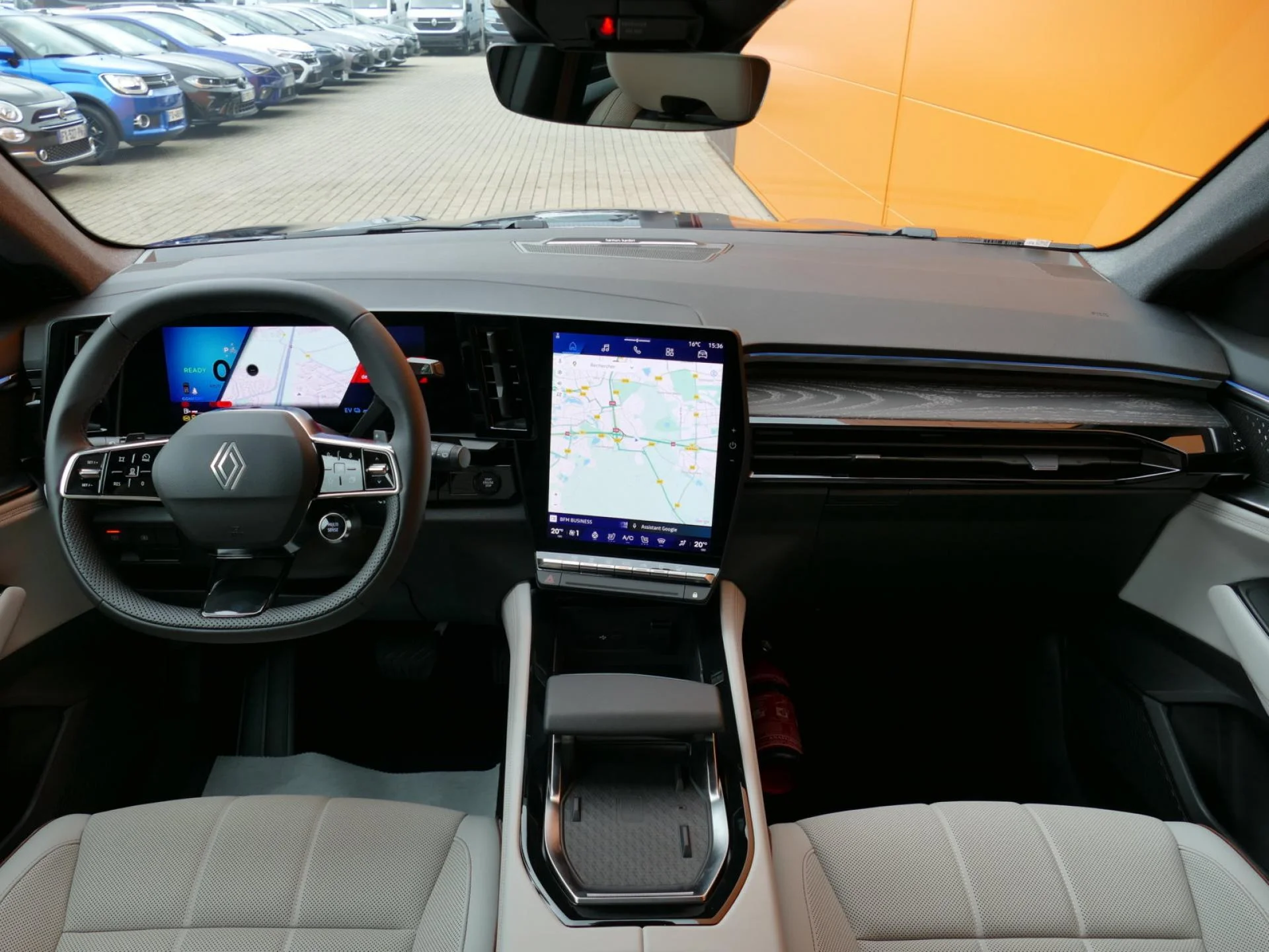 RENAULT ESPACE - Miniature 5 sur 34 - Cliquer pour voir cette photo
