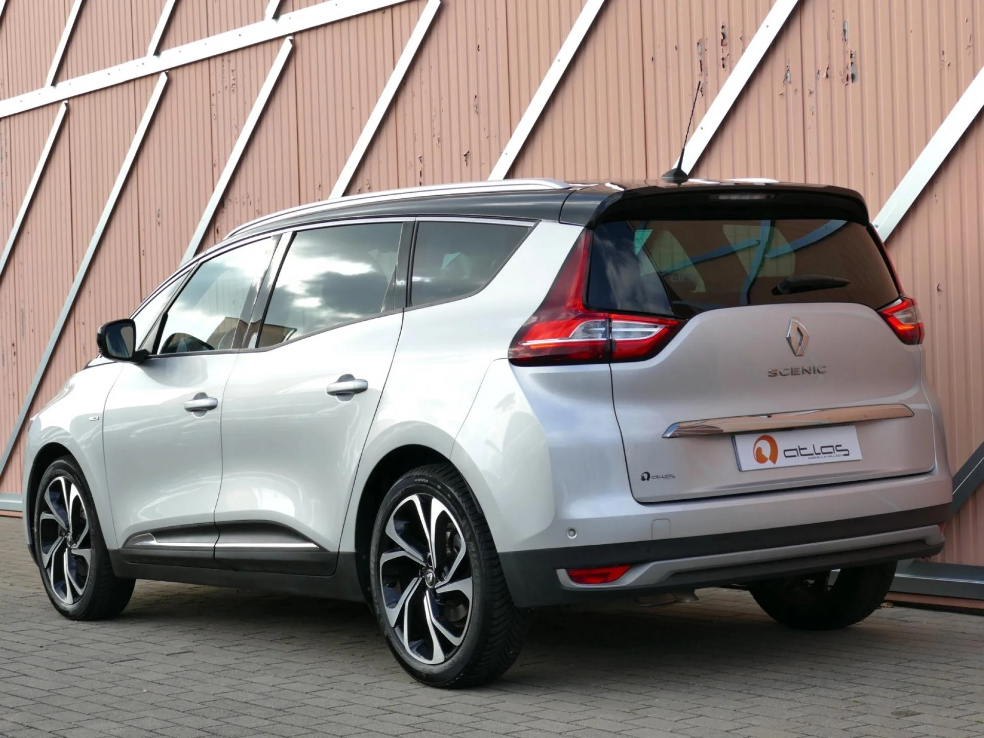 RENAULT GRAND SCENIC - Miniature 30 sur 30 - Cliquer pour voir cette photo