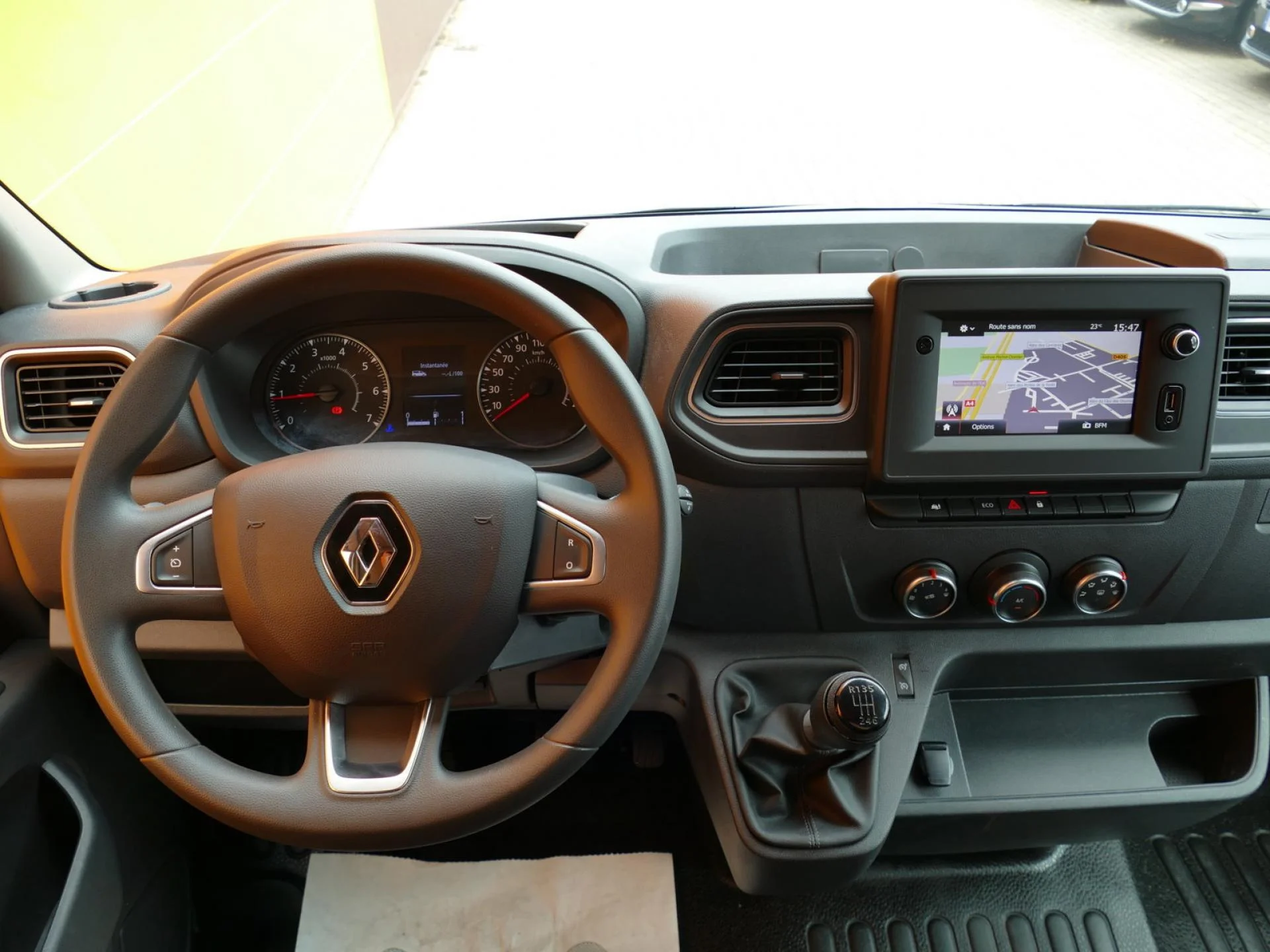 RENAULT MASTER - Miniature 6 sur 32 - Cliquer pour voir cette photo