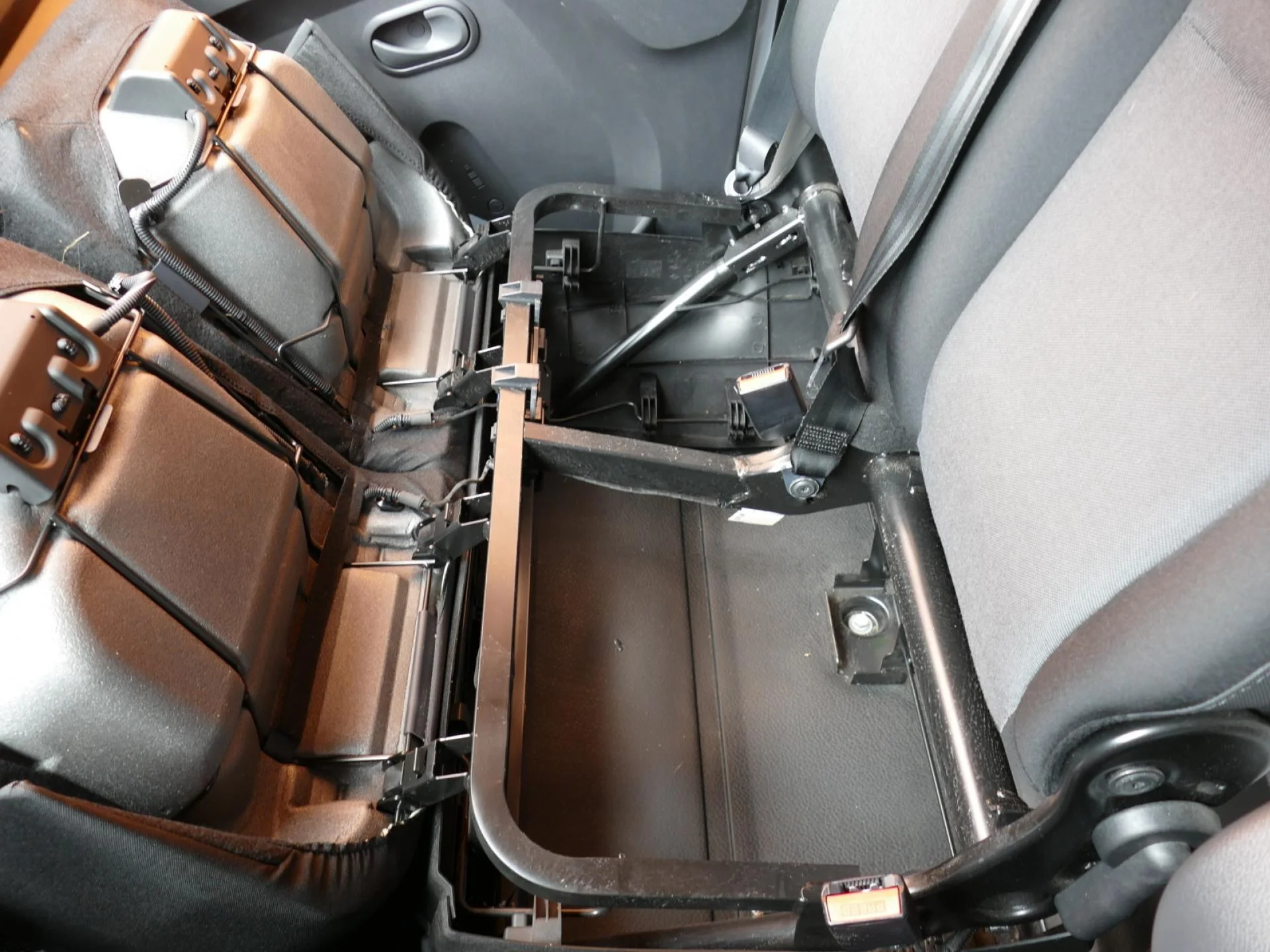 RENAULT MASTER - Miniature 22 sur 32 - Cliquer pour voir cette photo