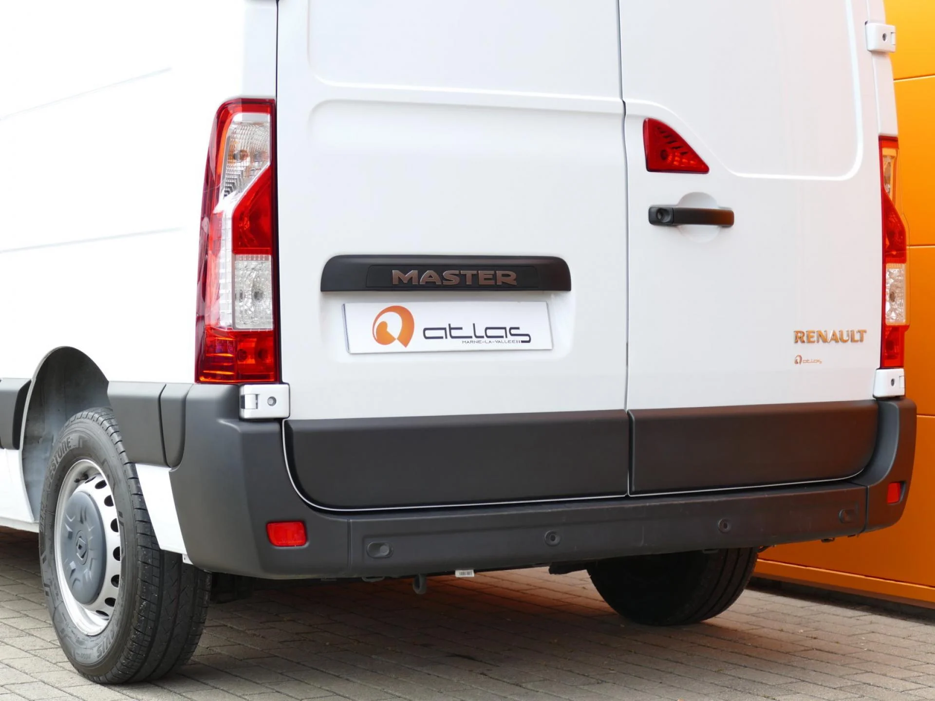 RENAULT MASTER - Miniature 29 sur 32 - Cliquer pour voir cette photo