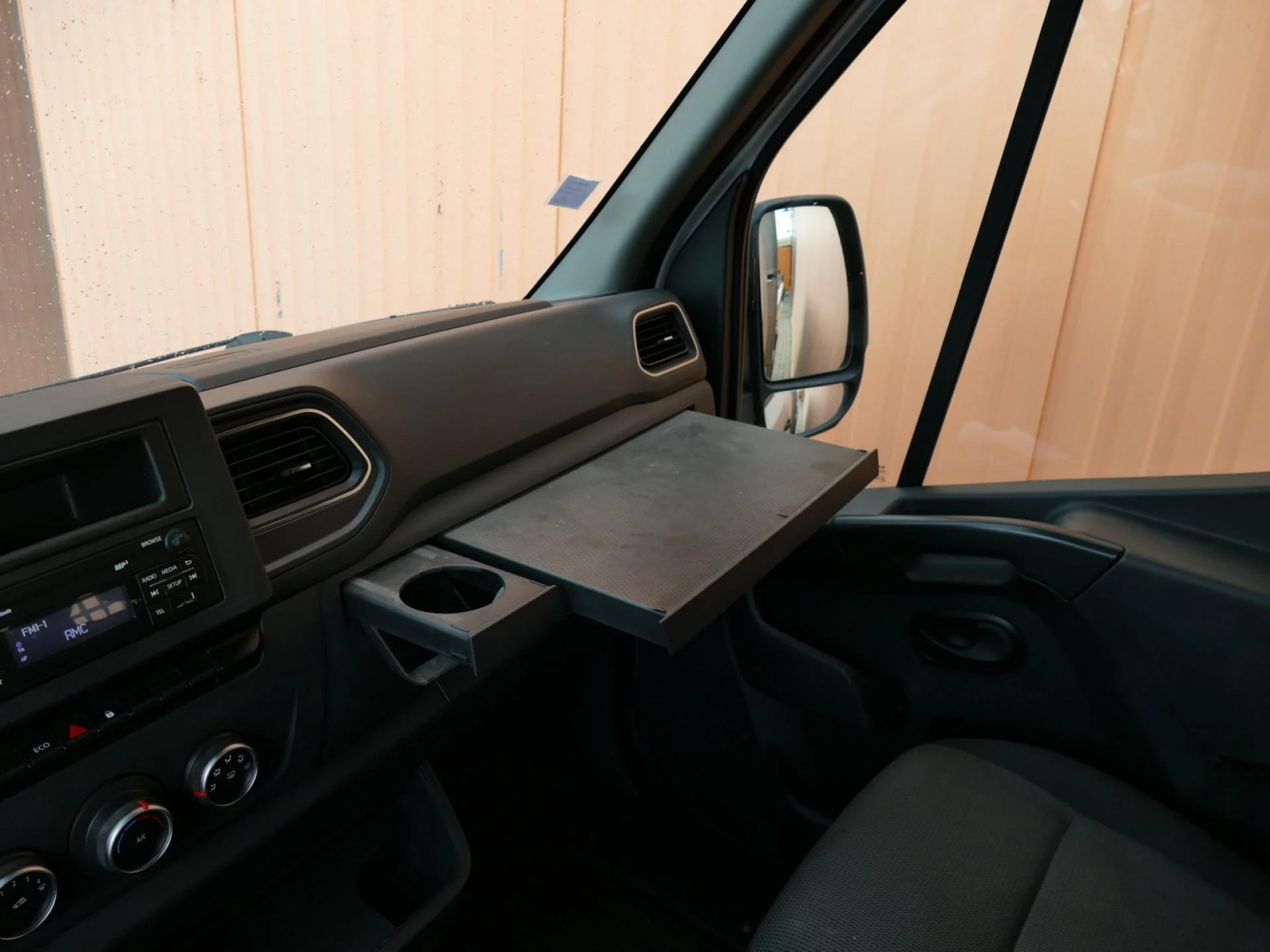 RENAULT MASTER - Miniature 16 sur 31 - Cliquer pour voir cette photo