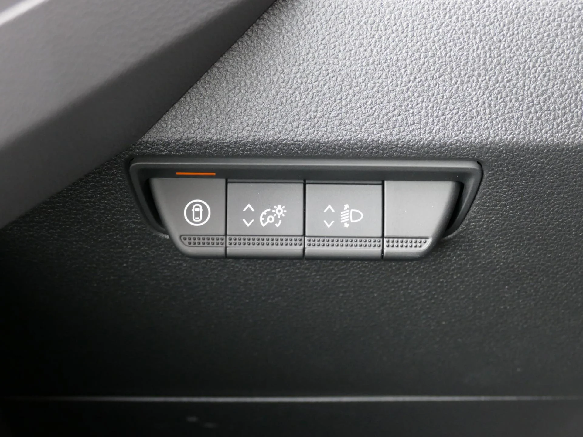RENAULT MASTER - Miniature 24 sur 38 - Cliquer pour voir cette photo