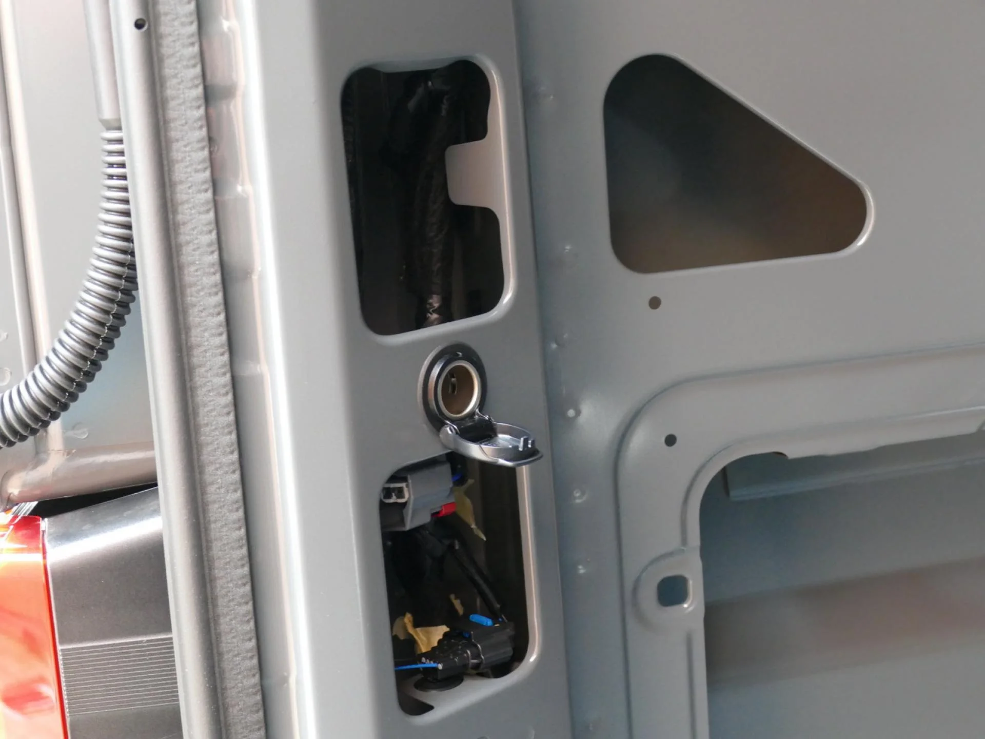 RENAULT MASTER - Miniature 30 sur 38 - Cliquer pour voir cette photo