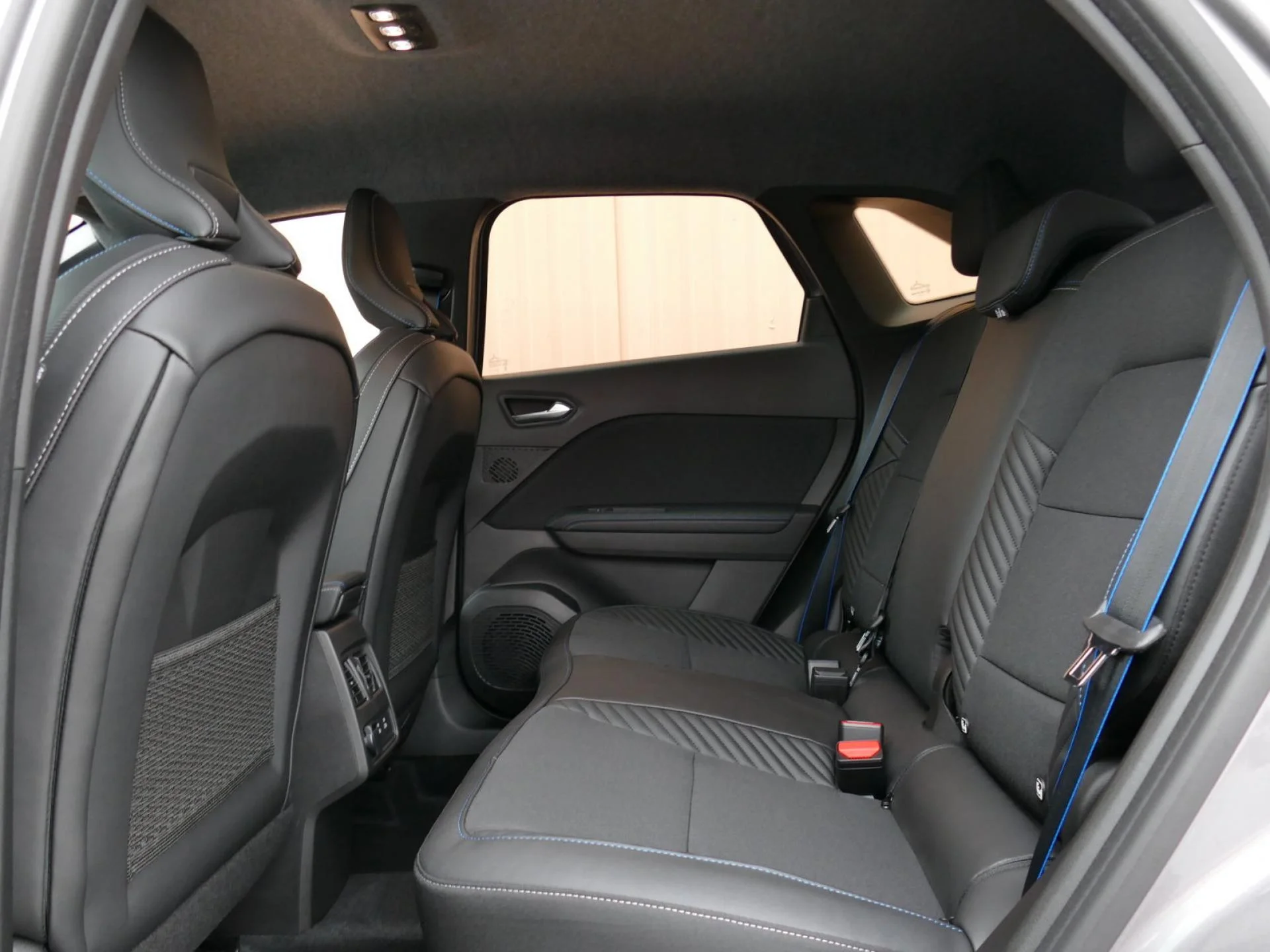 RENAULT Symbioz - Miniature 7 sur 27 - Cliquer pour voir cette photo