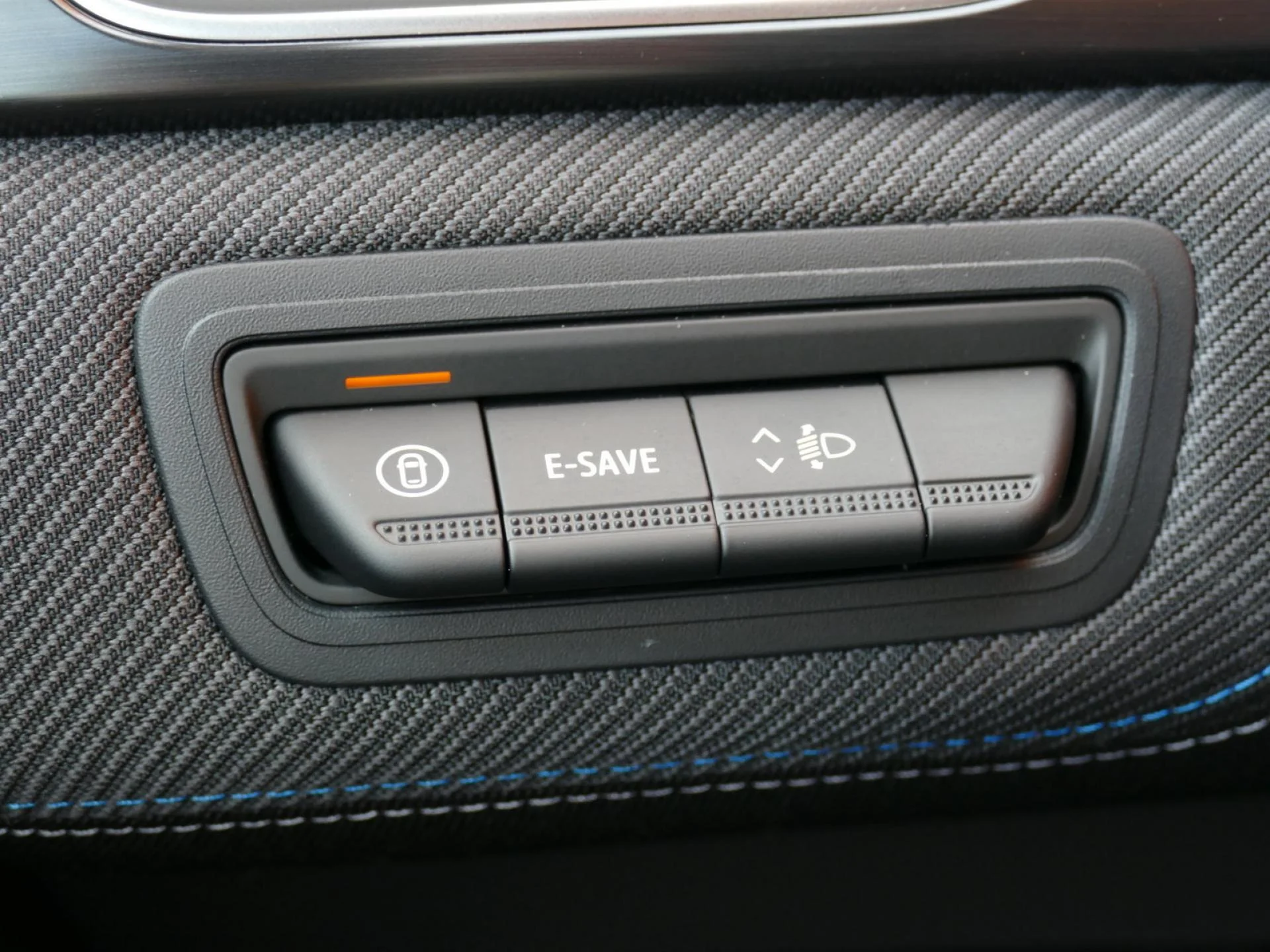 RENAULT Symbioz - Miniature 16 sur 30 - Cliquer pour voir cette photo