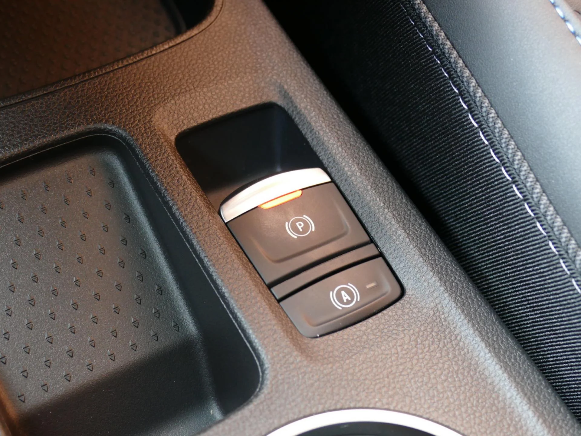 RENAULT Symbioz - Miniature 20 sur 30 - Cliquer pour voir cette photo