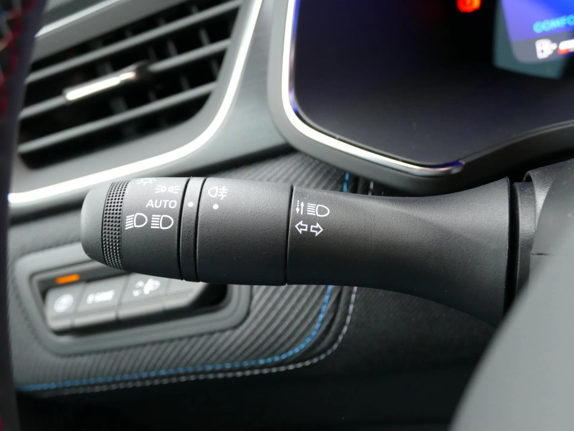 RENAULT Symbioz - Miniature 24 sur 30 - Cliquer pour voir cette photo