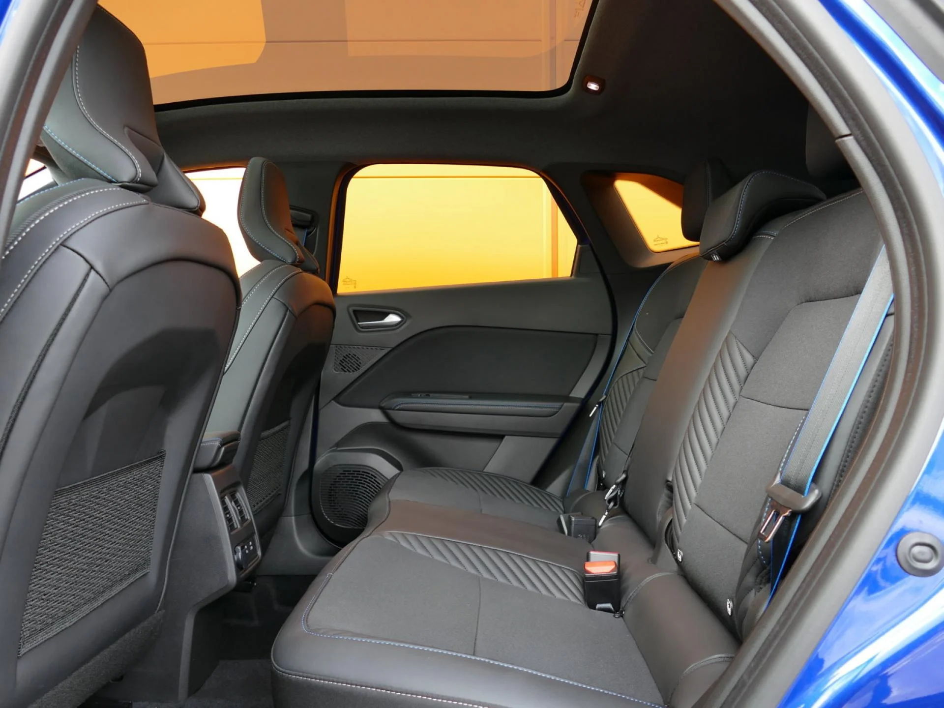 RENAULT Symbioz - Miniature 7 sur 30 - Cliquer pour voir cette photo