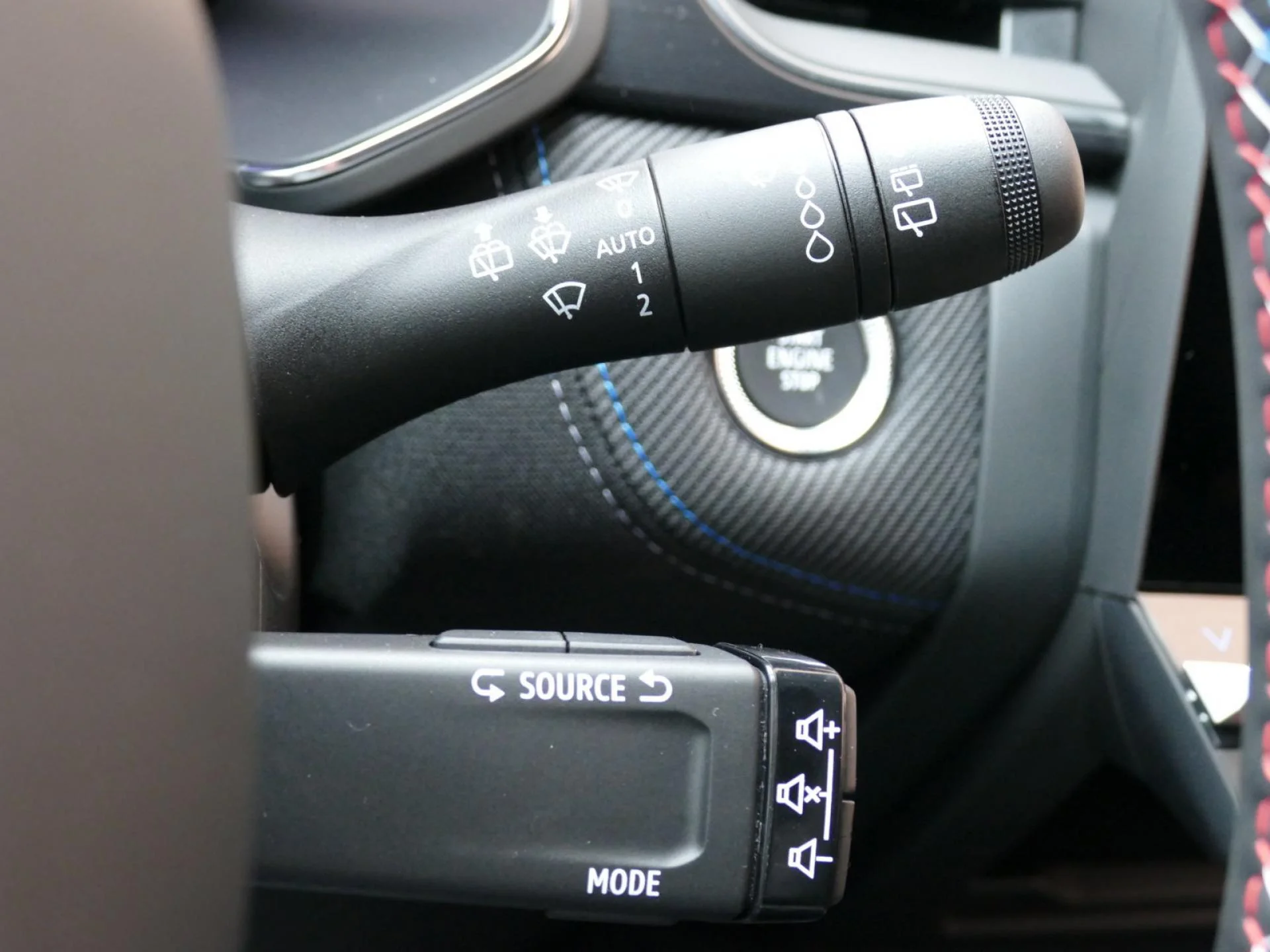 RENAULT Symbioz - Miniature 23 sur 30 - Cliquer pour voir cette photo