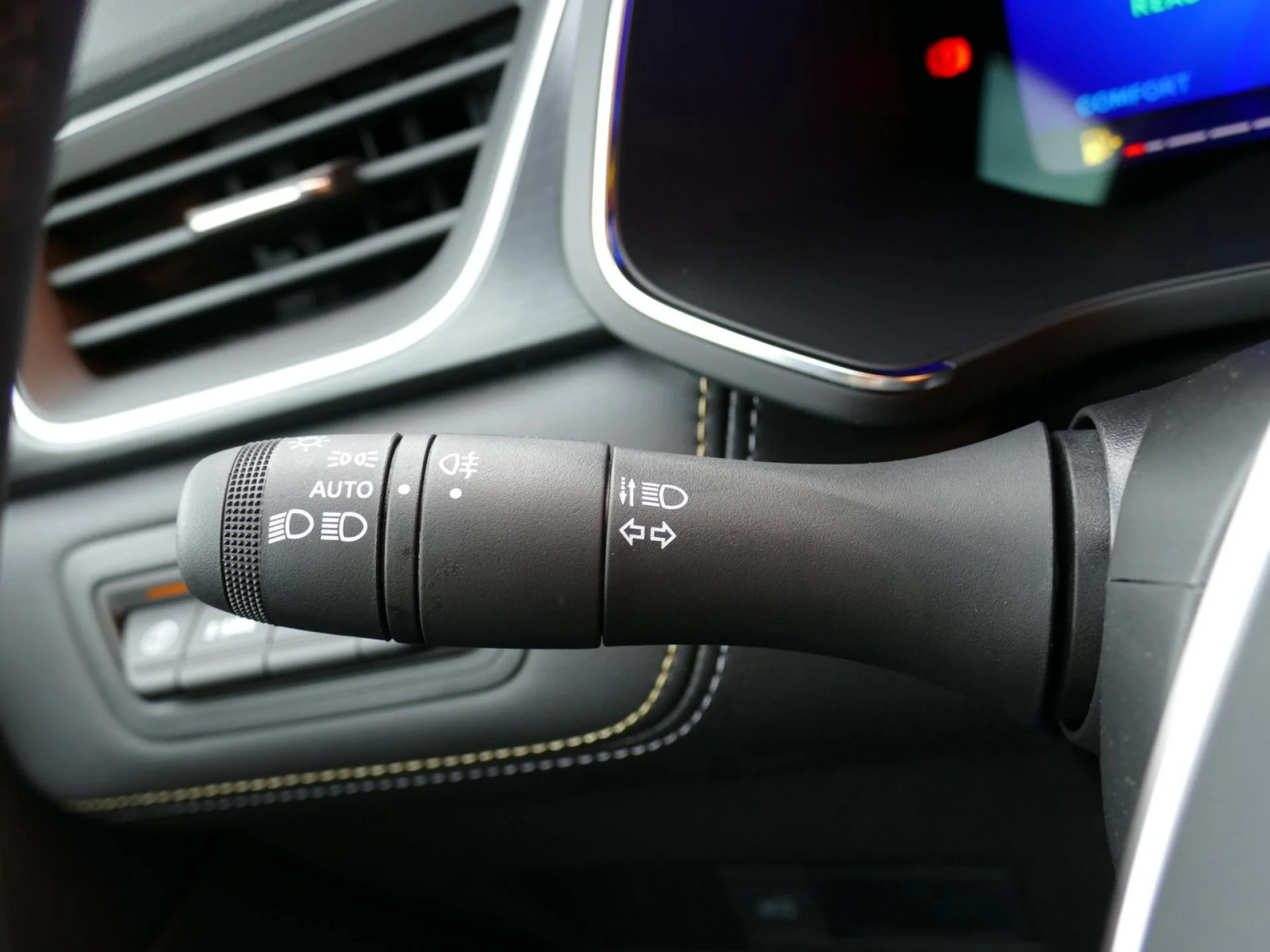 RENAULT Symbioz - Miniature 27 sur 36 - Cliquer pour voir cette photo