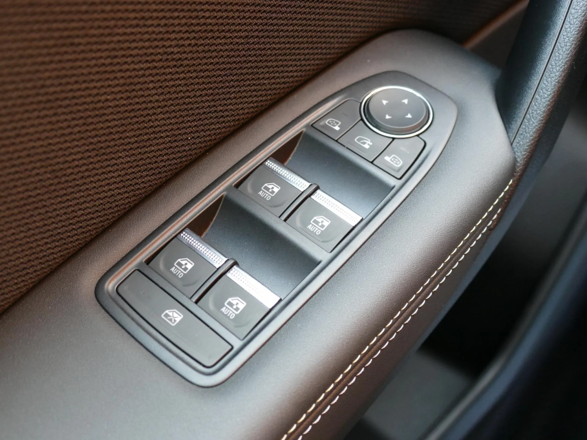 RENAULT Symbioz - Miniature 26 sur 36 - Cliquer pour voir cette photo