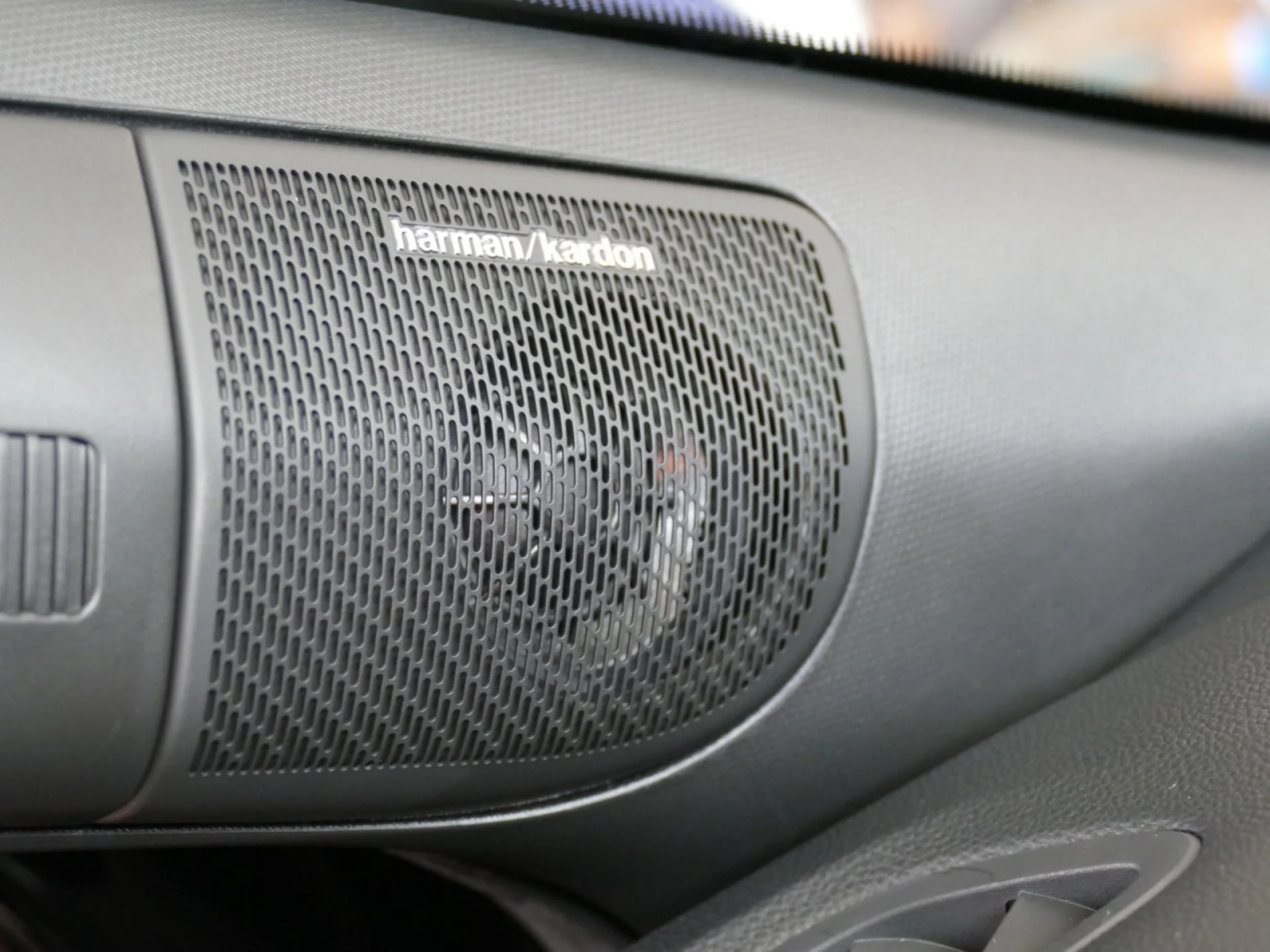 RENAULT Symbioz - Miniature 19 sur 36 - Cliquer pour voir cette photo