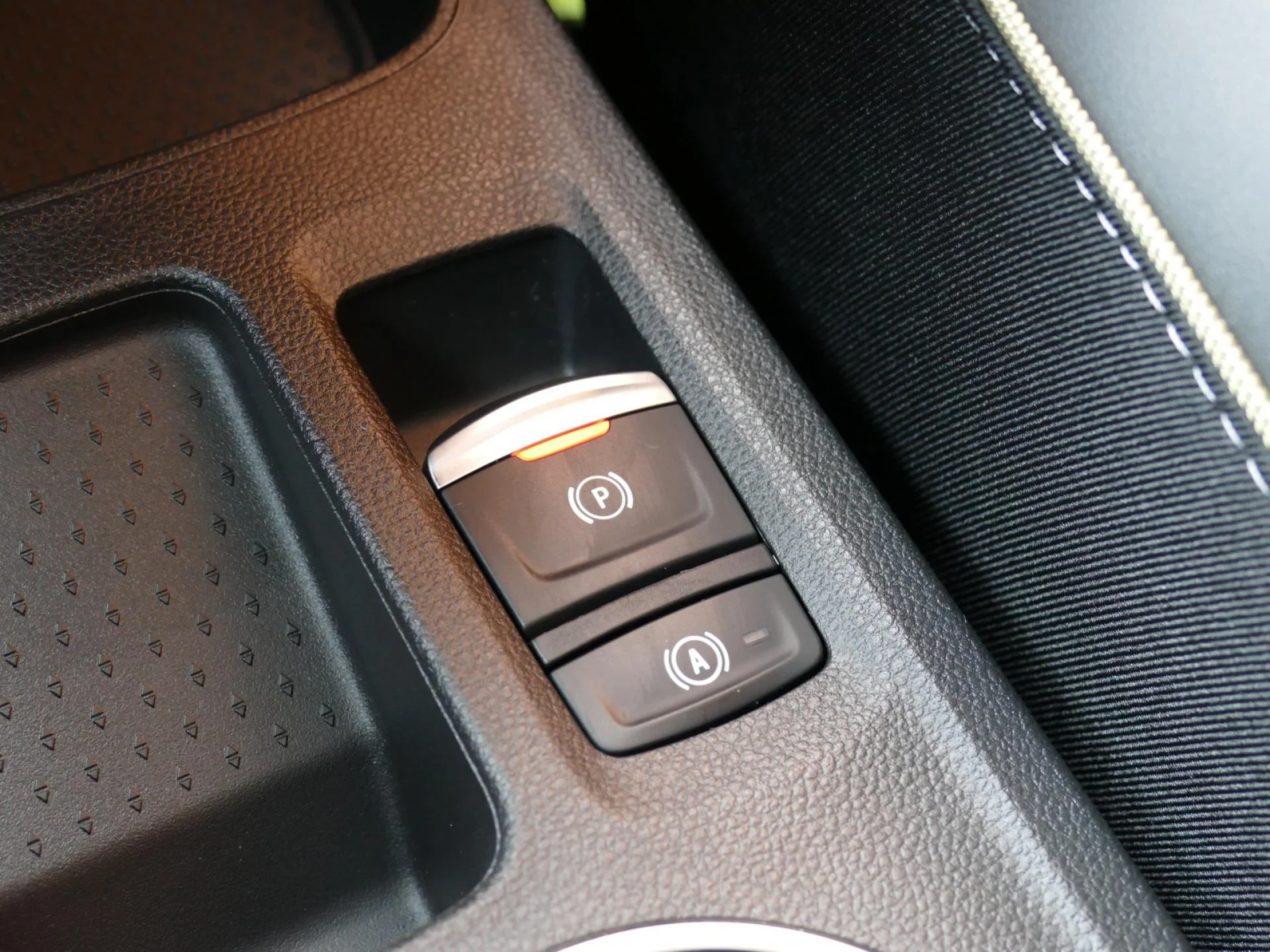 RENAULT Symbioz - Miniature 23 sur 36 - Cliquer pour voir cette photo