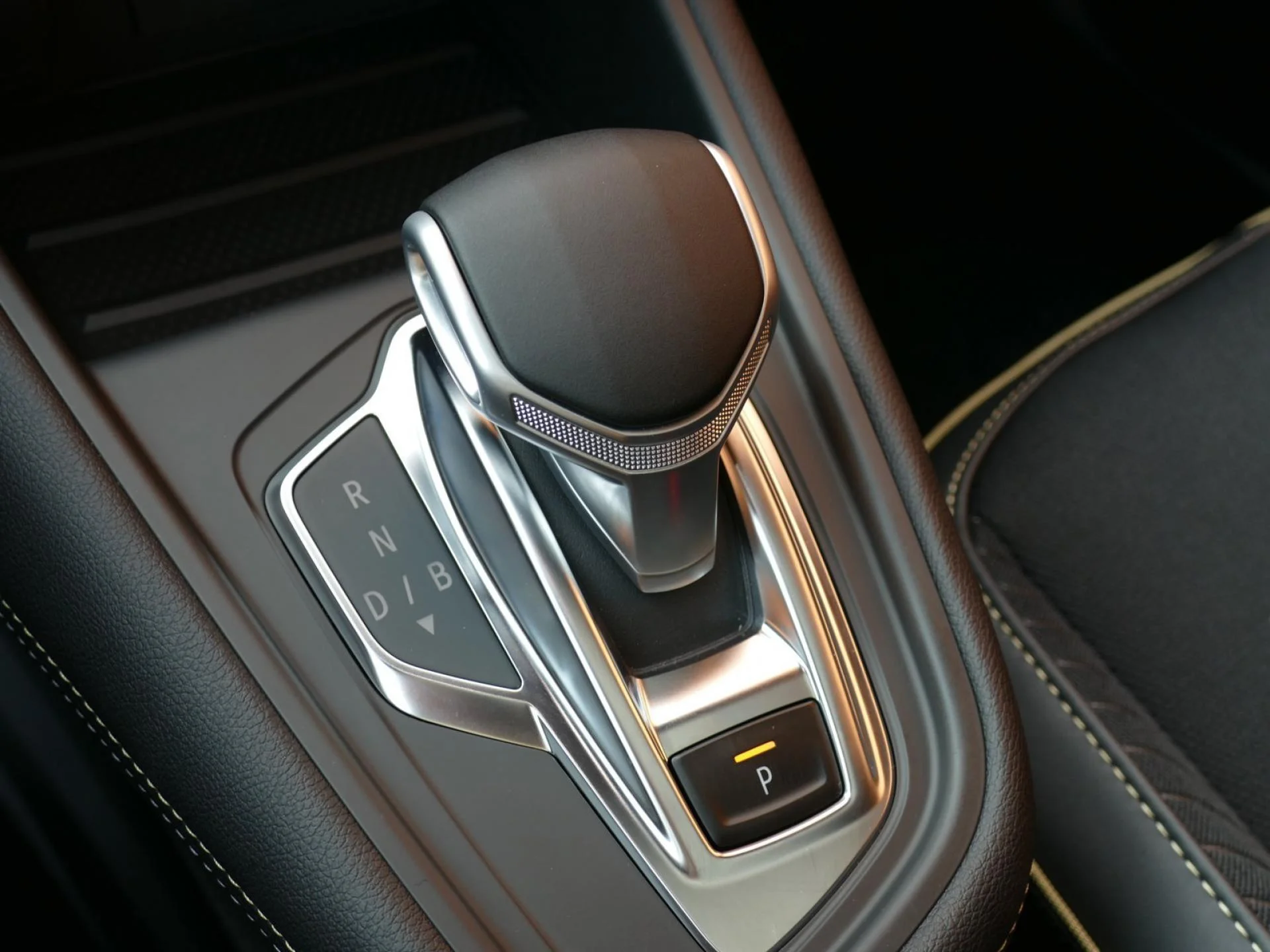 RENAULT Symbioz - Miniature 22 sur 36 - Cliquer pour voir cette photo